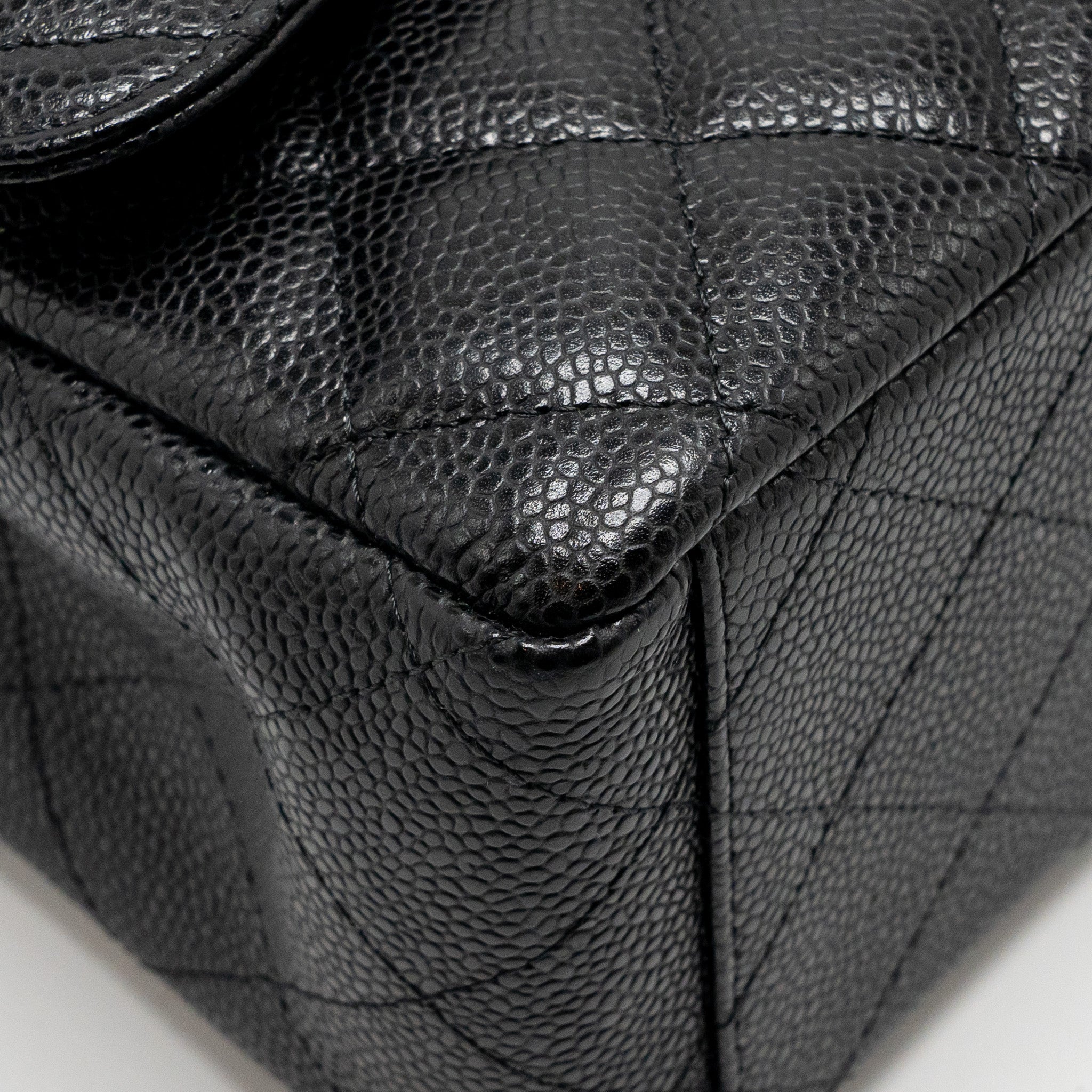 chanel-flap-black
