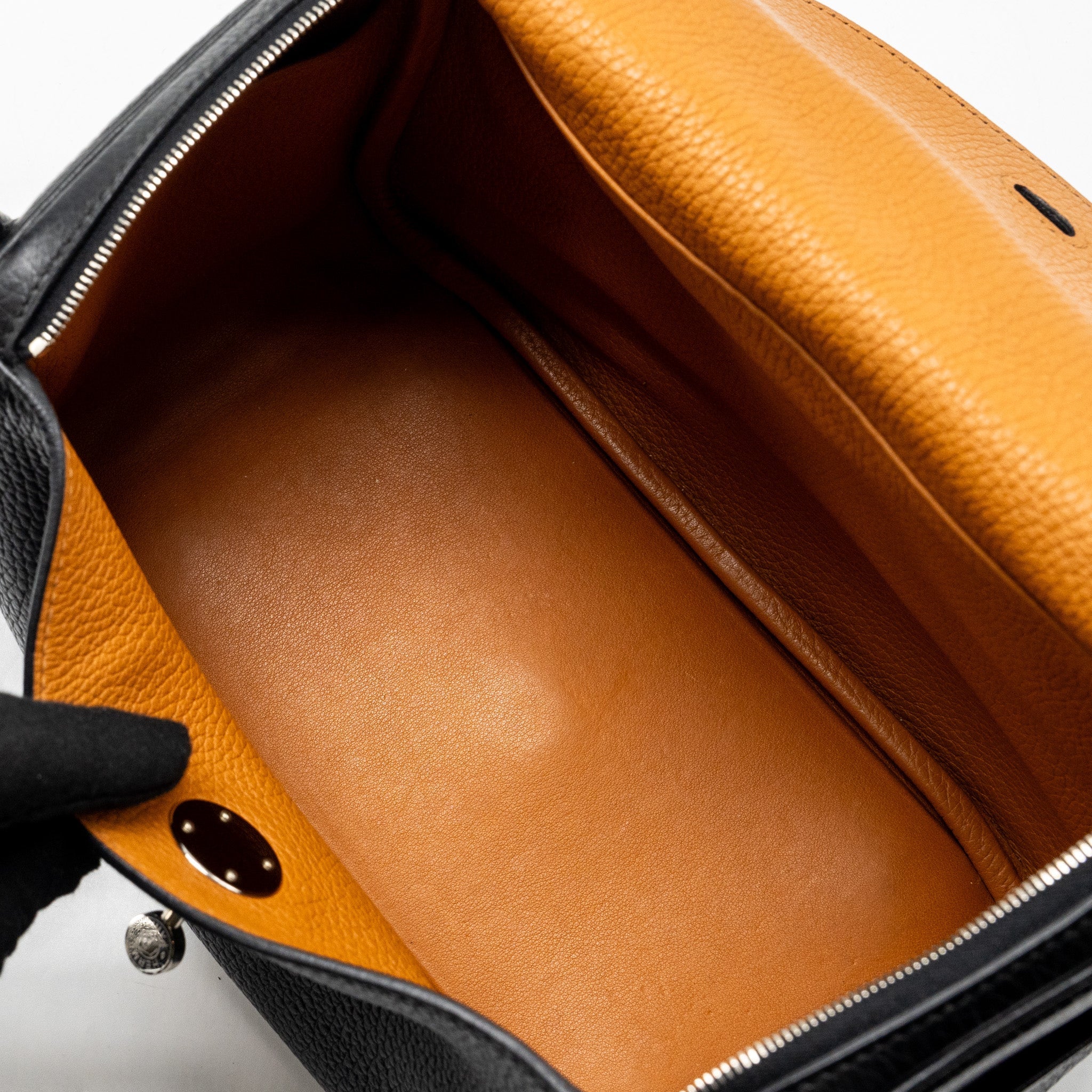 hermes-lindy-26-clemence-black-toffee-shw-stamp-a