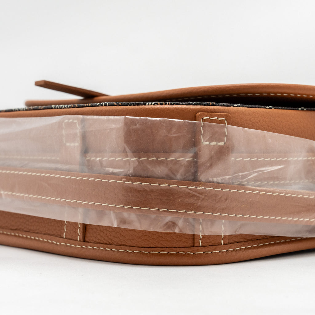 goyard-belvedere-pm-messenger-bag-goyardline-canvas-calfskin-black-tan-shw-2
