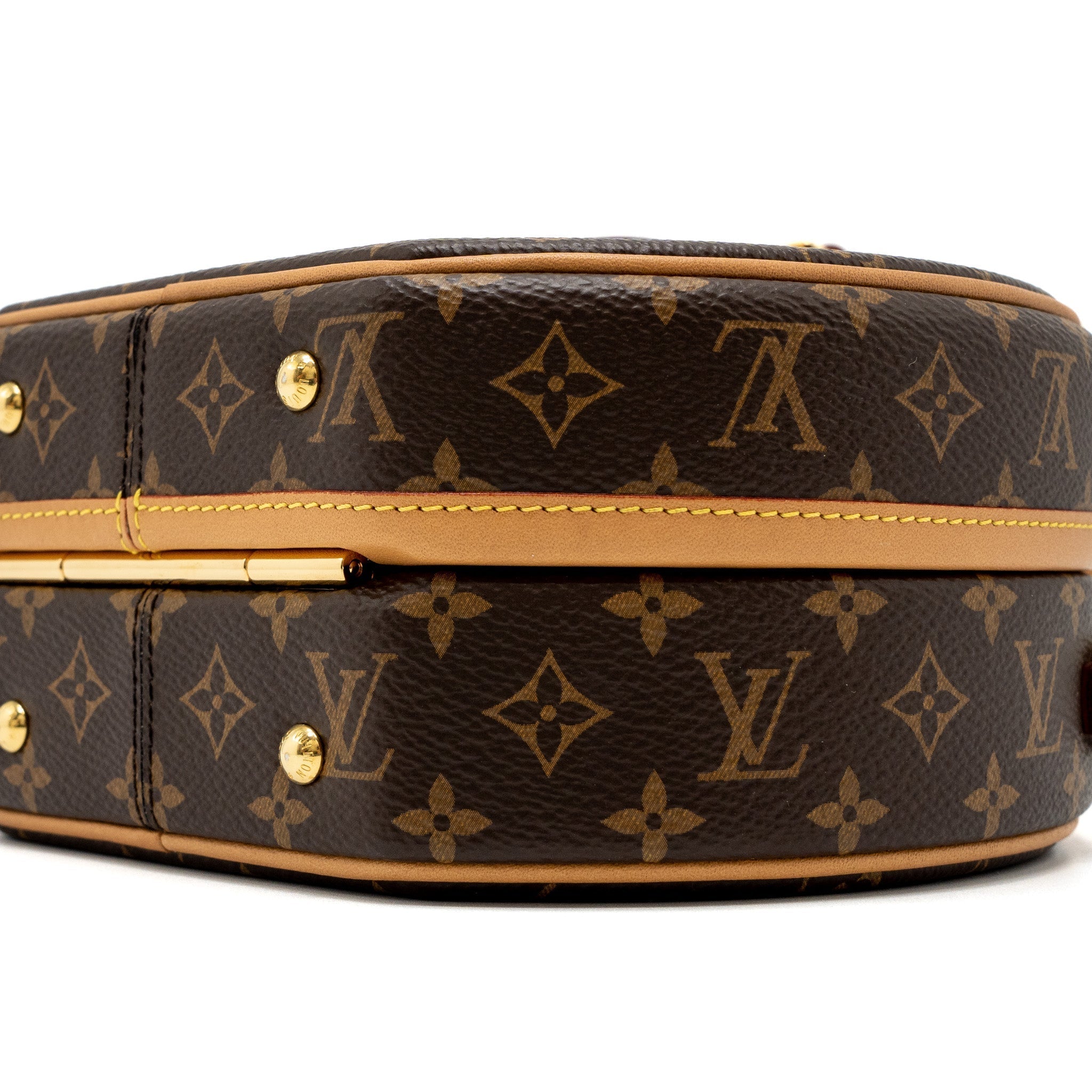 louis-vuitton-petit-boite-chapeau-monogram-canvas-ghw