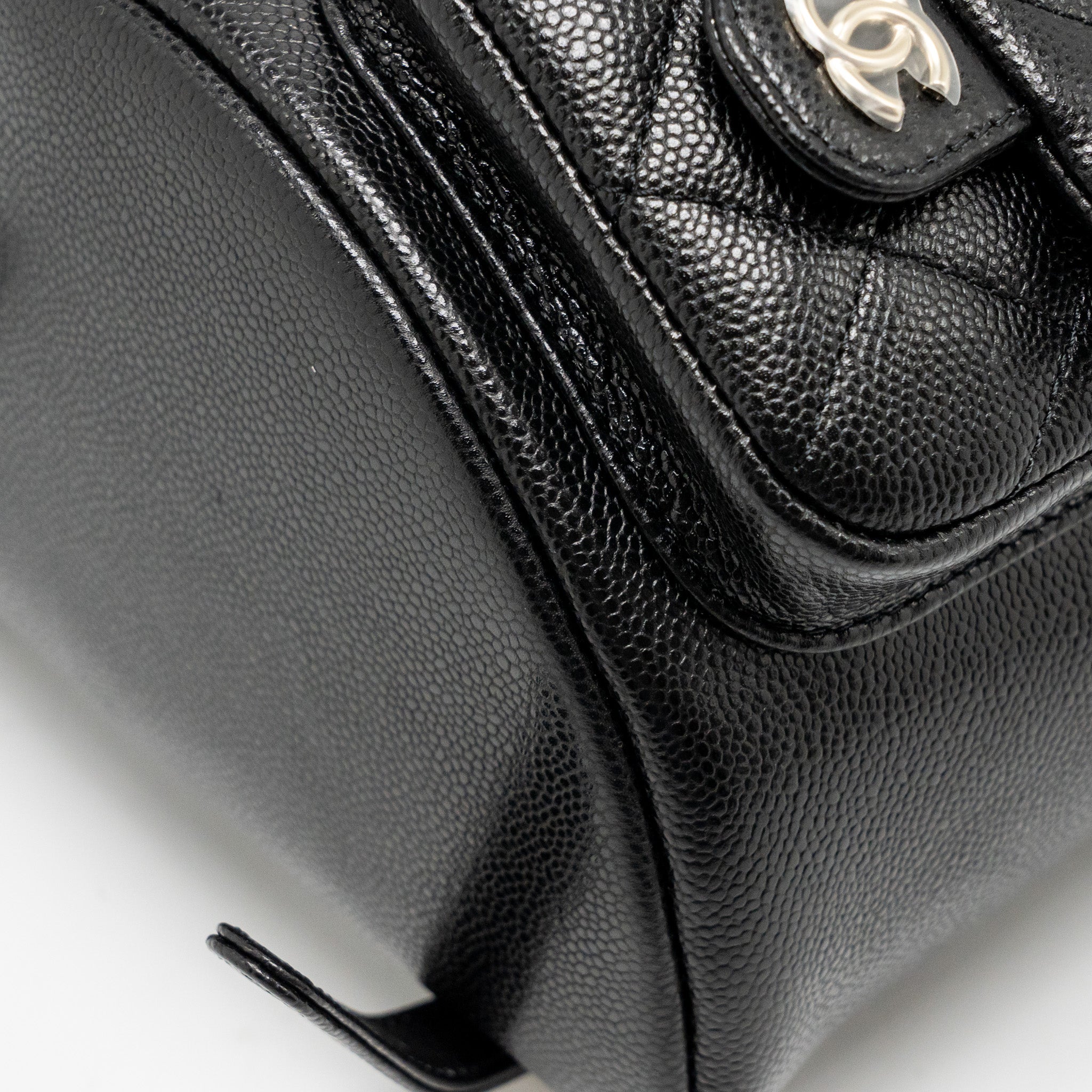 chanel-bag-black-2