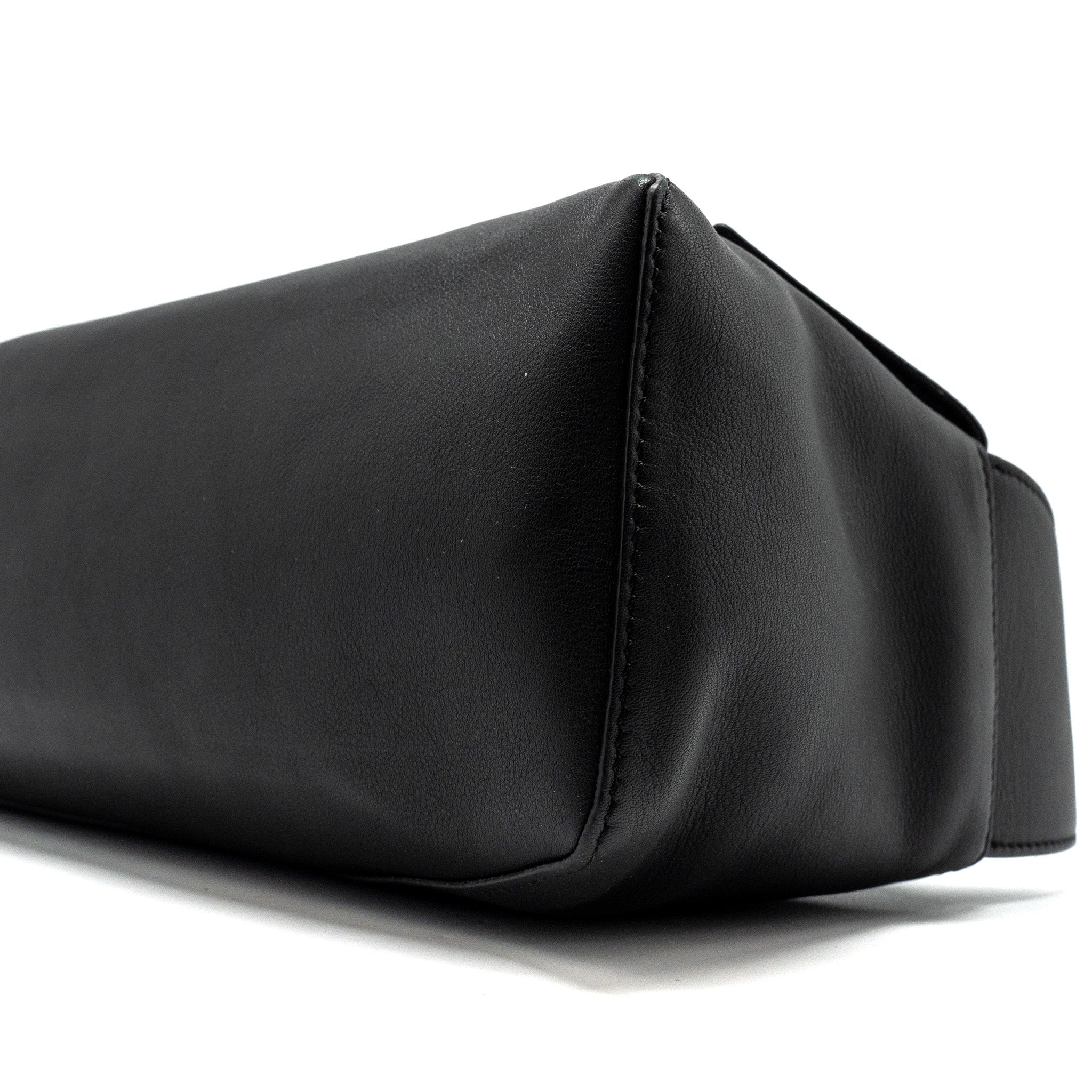 loewe-puzzle-hobo-bag-calfskin-black-ghw