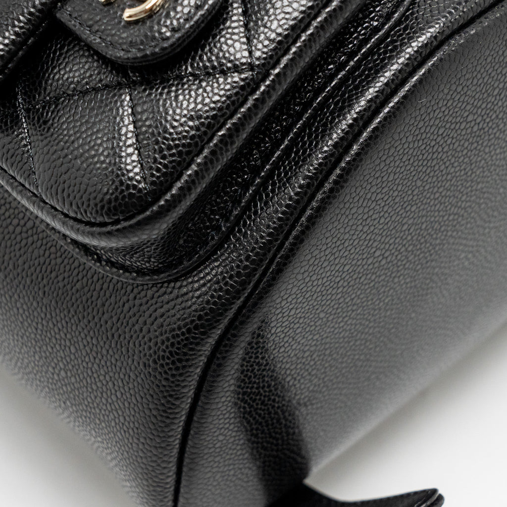 chanel-bag-black-2