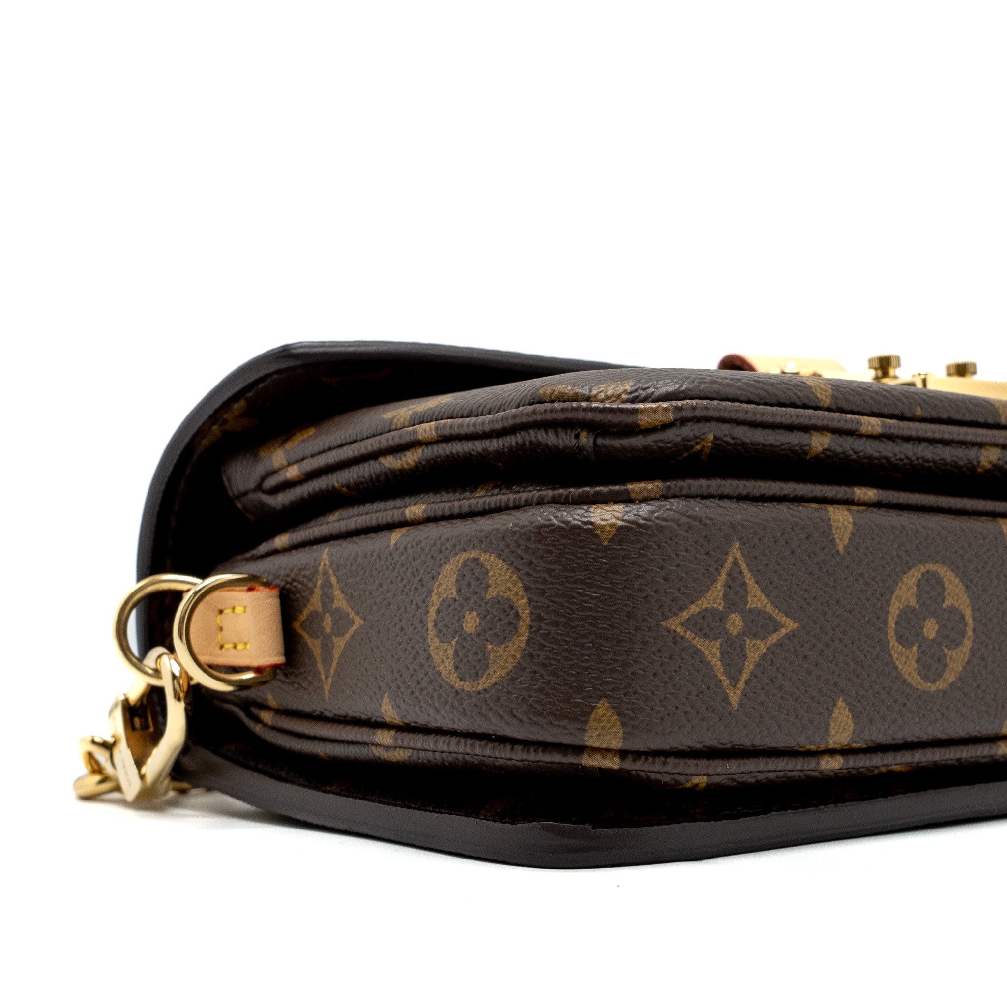 louis-vuitton-pochette-metis-east-west-monogram-canvas-ghw-new-version