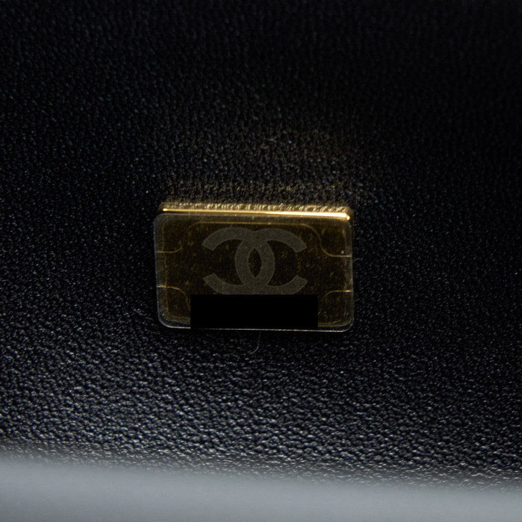 chanel-small-boy-bag-caviar-black-ghw-microchip-1