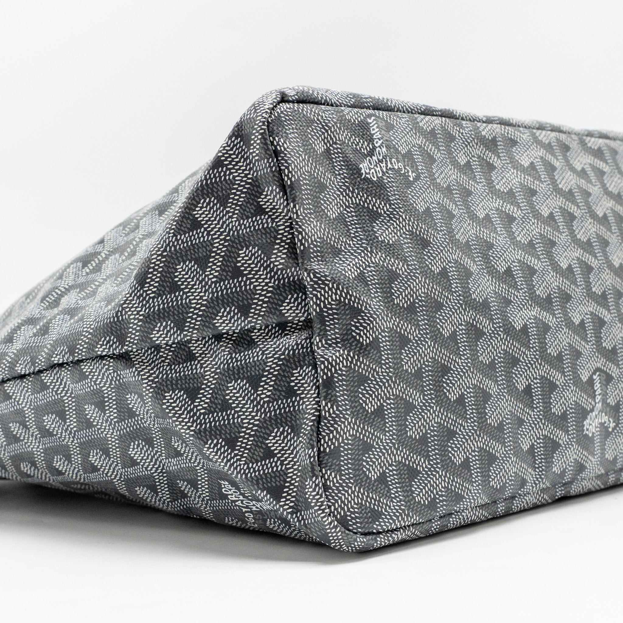 goyard-tote-black
