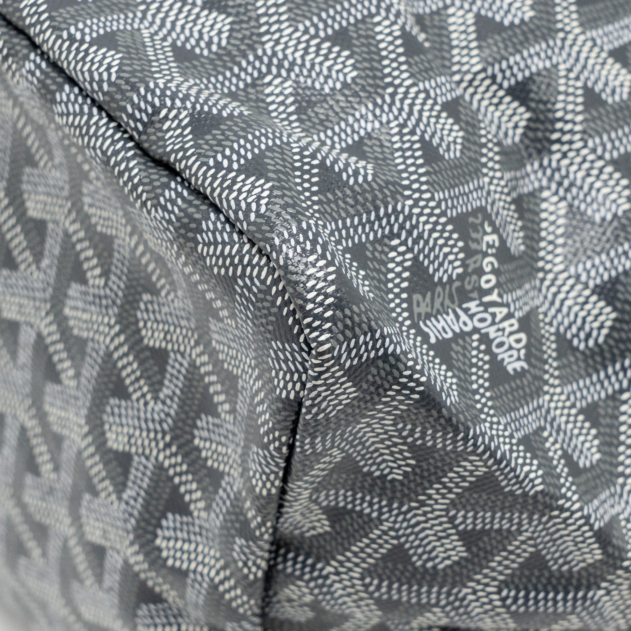 goyard-tote-black