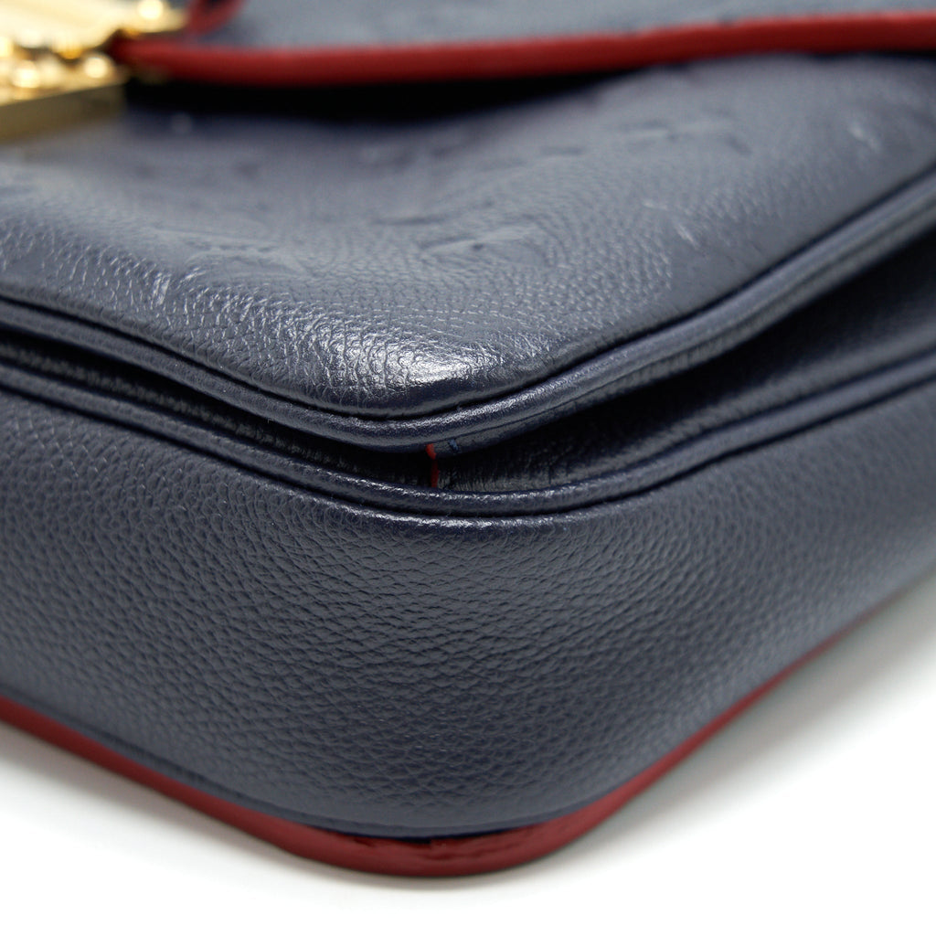 louis-vuitton-pochette-metis-marine-rouge-monogram-empreinte-leather