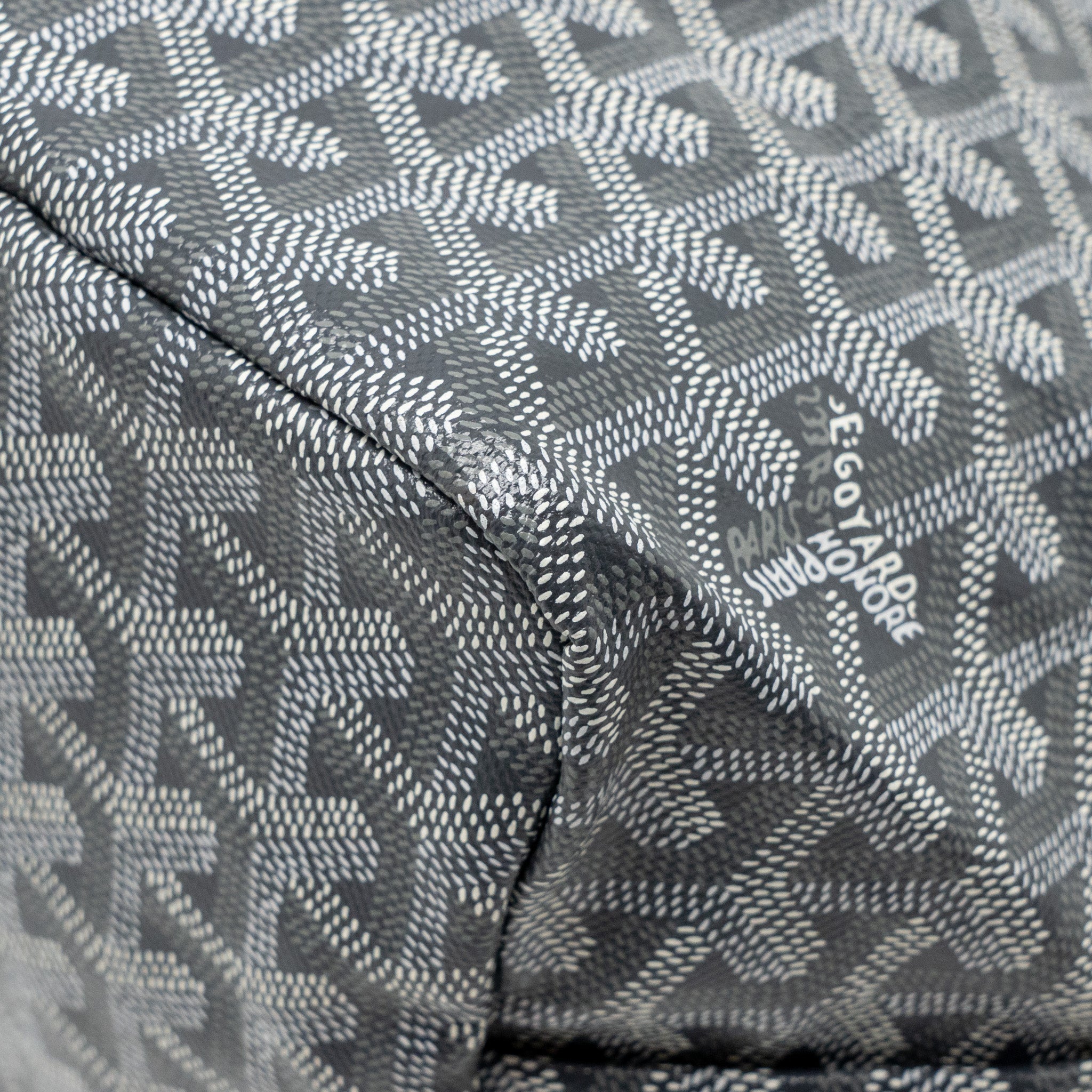 goyard-tote-black