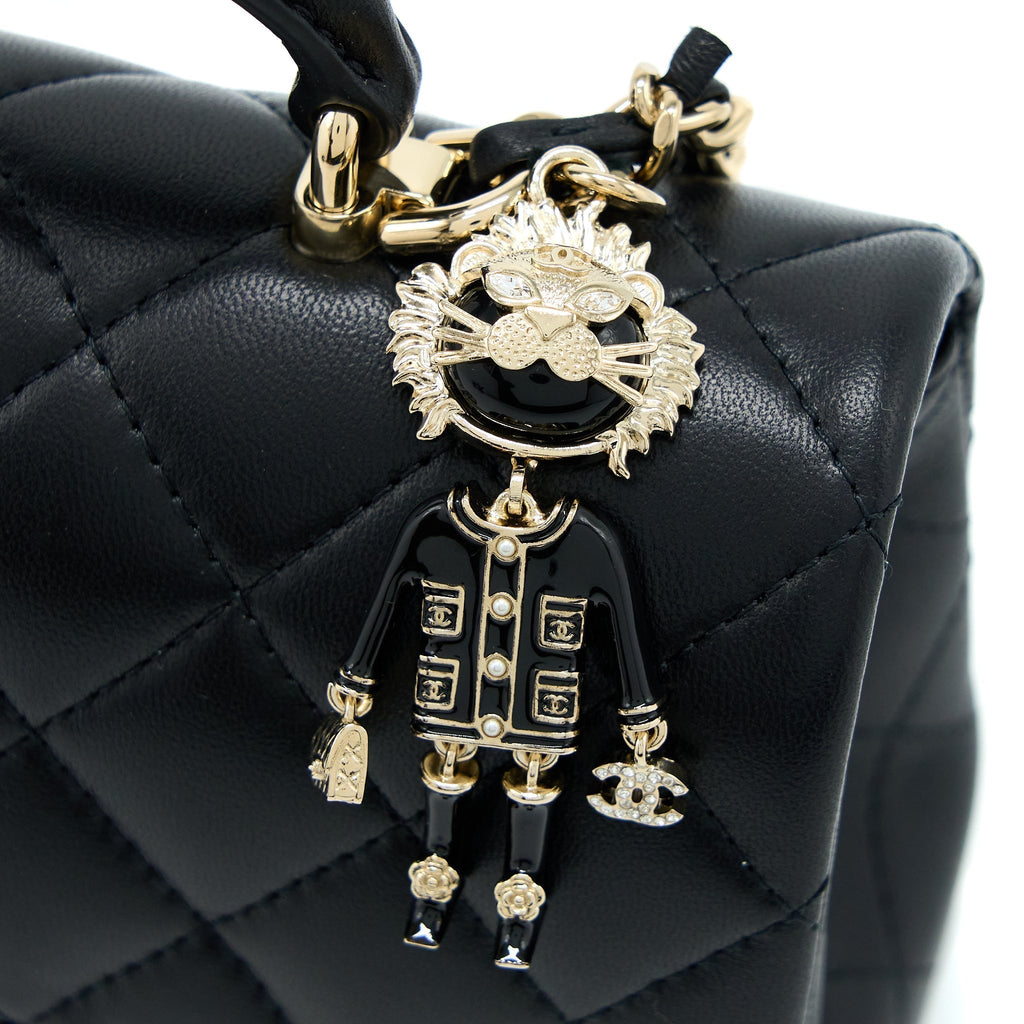 chanel-22p-top-handle-mini-rectangular-with-lion-charm-lghw-microchip