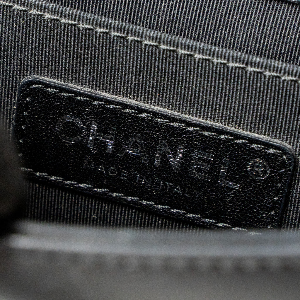 chanel-small-boy-bag-chevron-calfskin-black-iridescent-blue-black-hardware