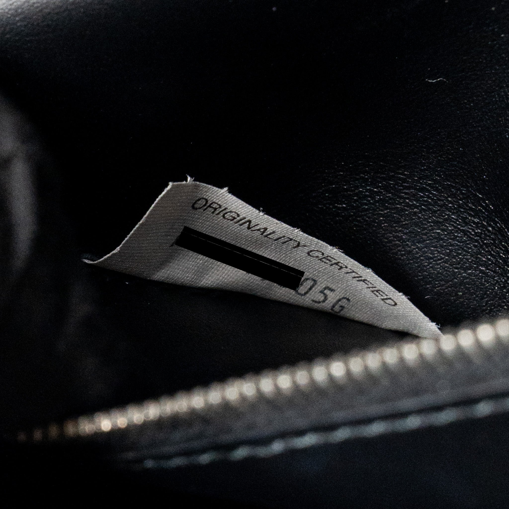 bottega-veneta-small-cassette-leather-black-shw