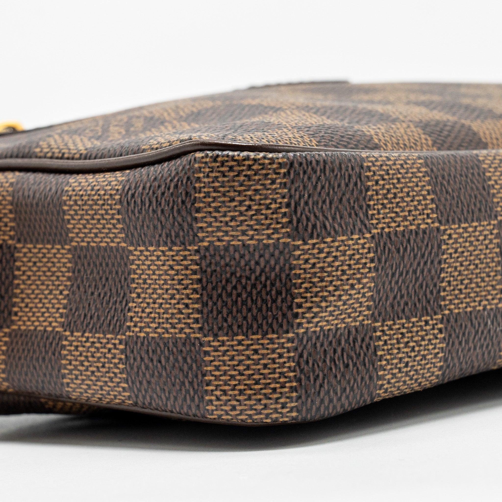 louis-vuitton-pouch-damier-ebene-ghw