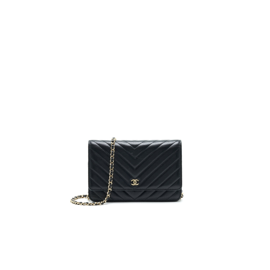 chanel-chevron-wallet-on-chain-lambskin-black-with-ghw