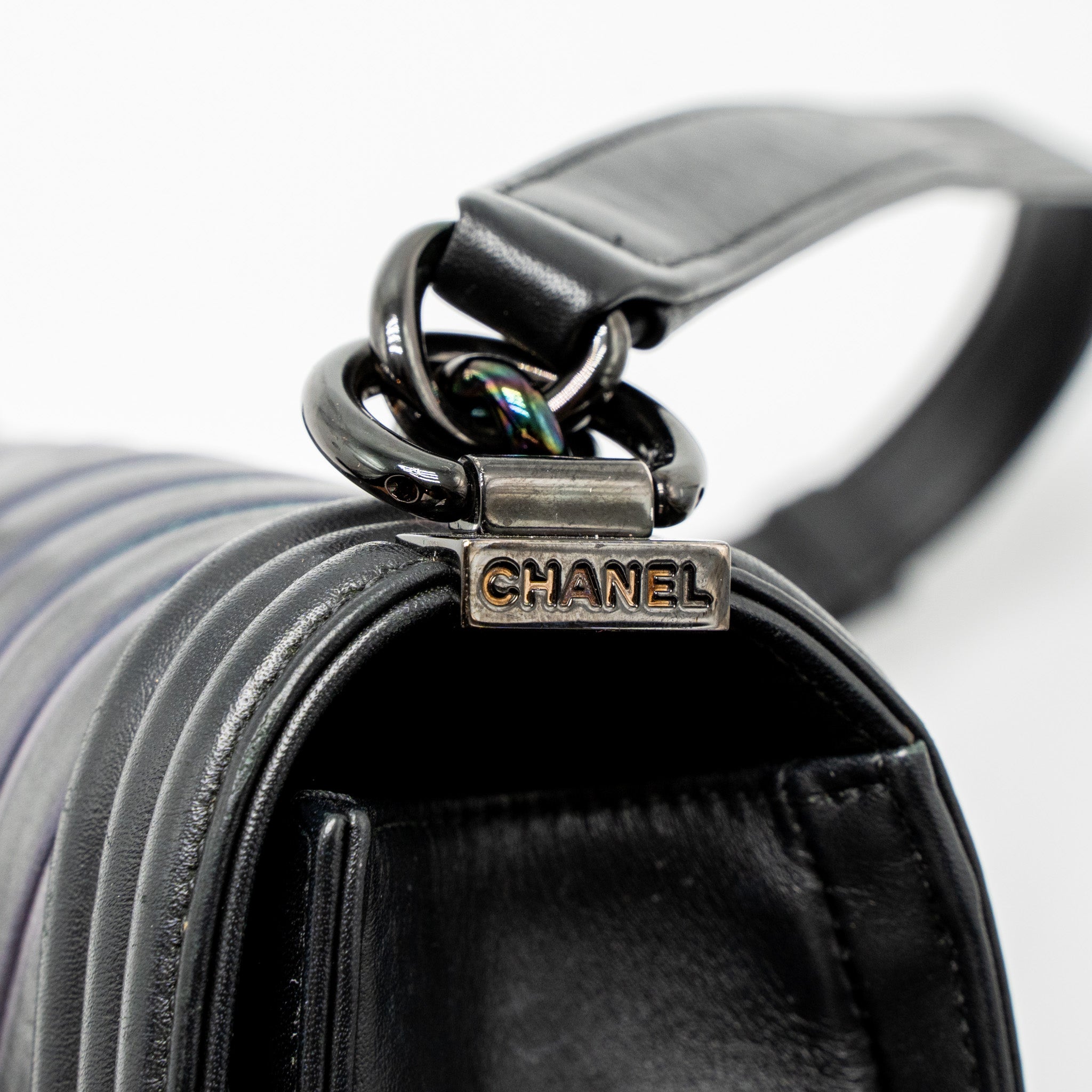 chanel-small-boy-bag-chevron-calfskin-black-iridescent-blue-black-hardware
