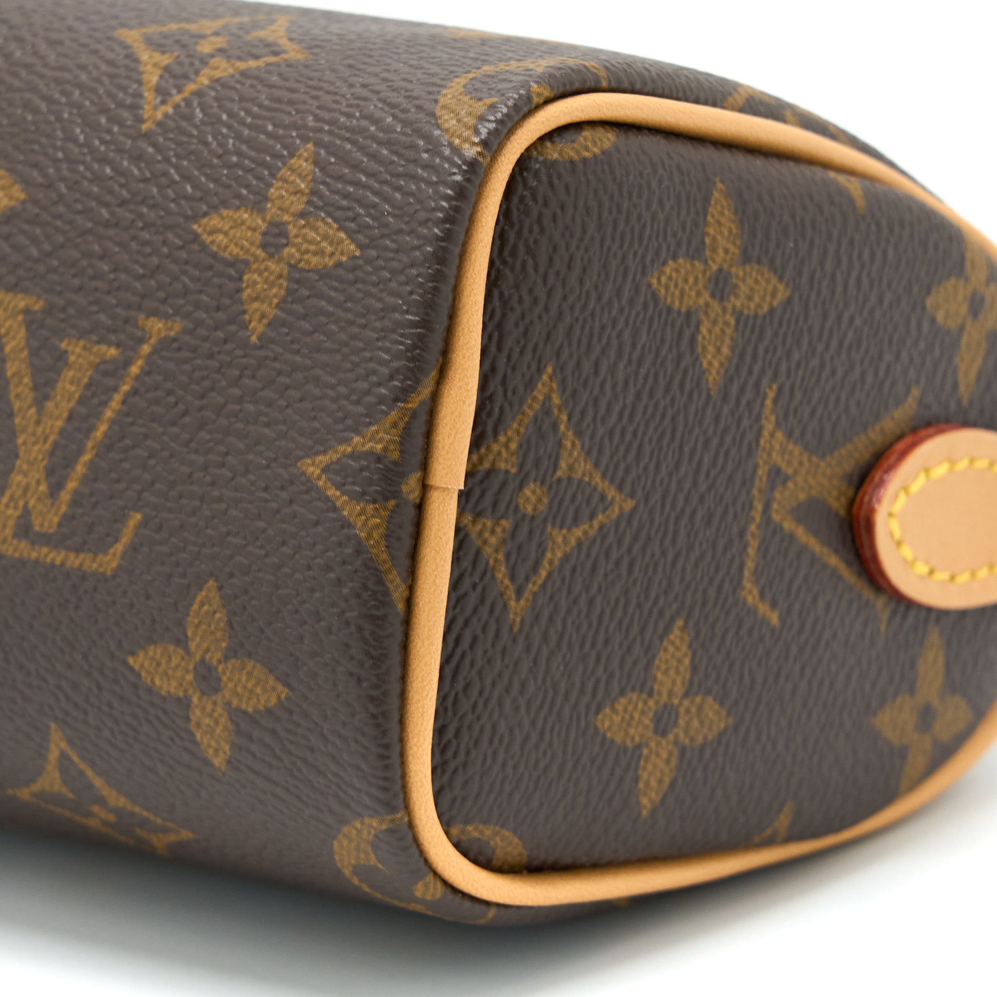 louis-vuitton-nano-speedy-monogram-canvas-ghw-new-version-3
