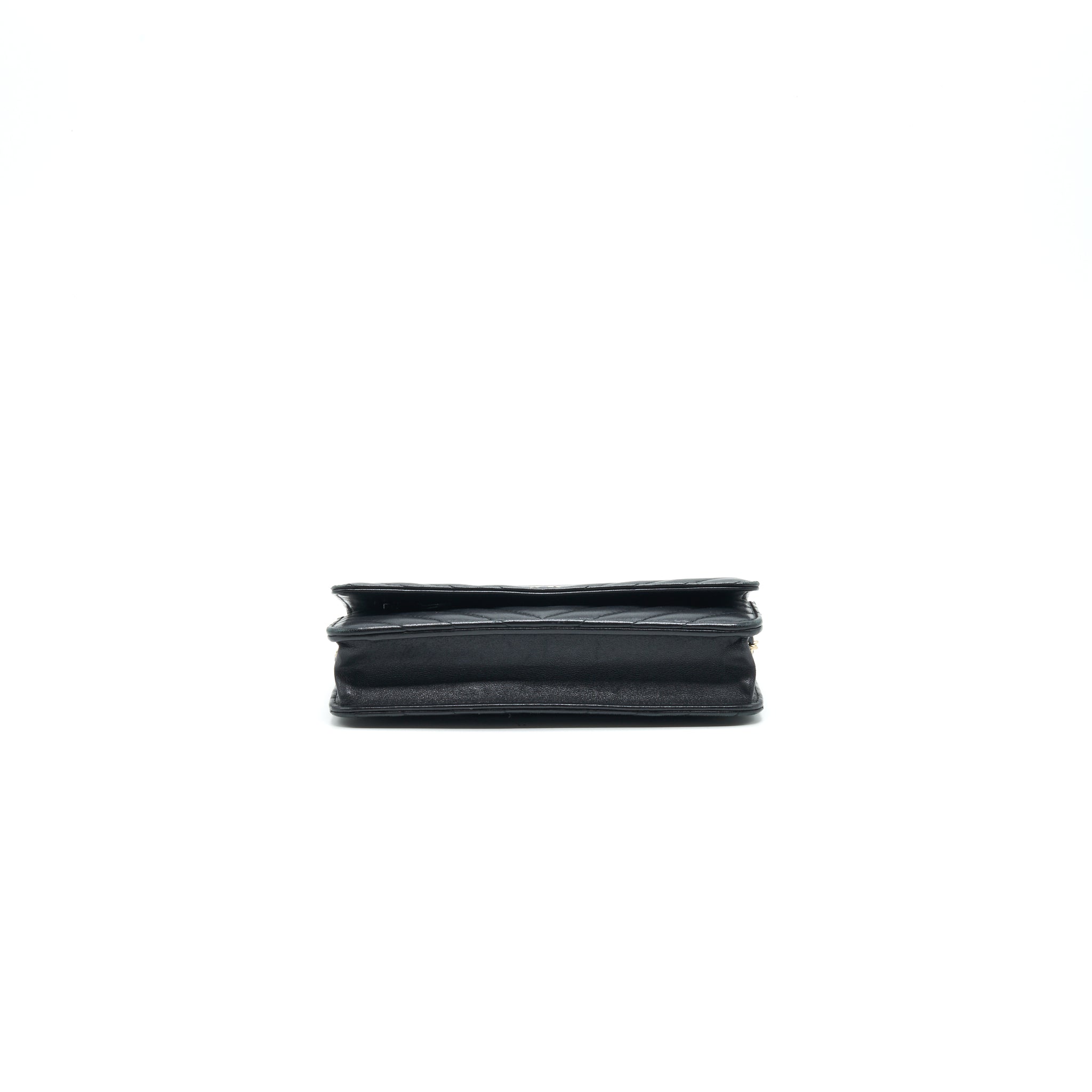 chanel-chevron-wallet-on-chain-lambskin-black-with-ghw