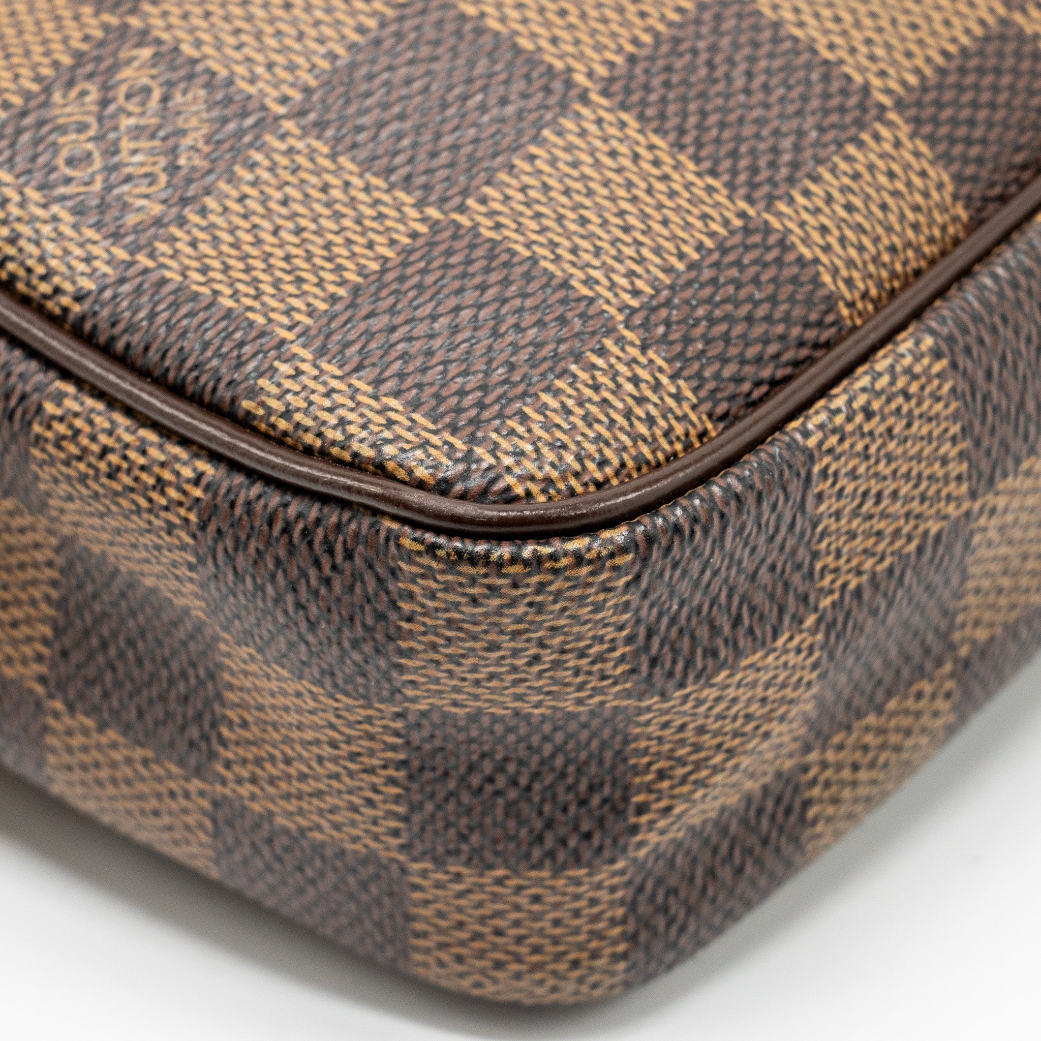 louis-vuitton-pouch-damier-ebene-ghw