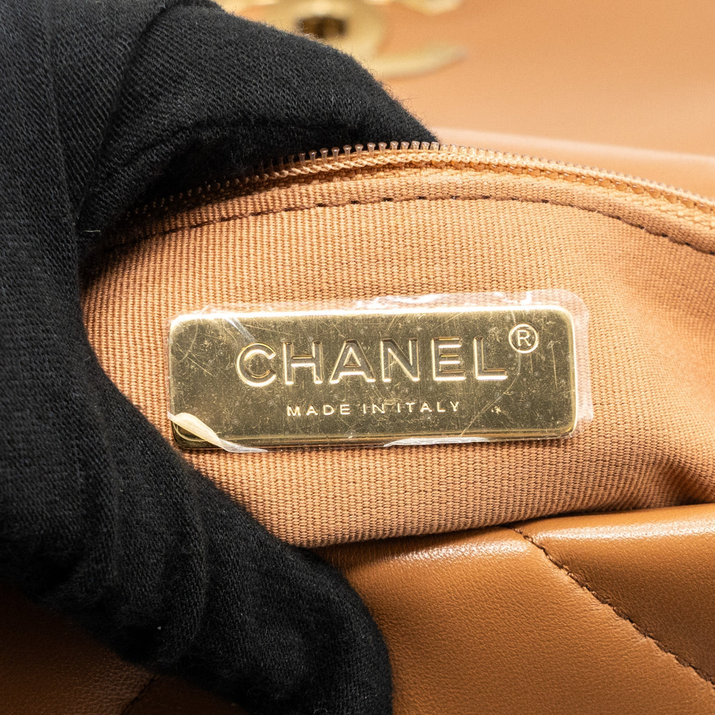 chanel-small-19-bag-lambskin-caramel-multicolor-hardware