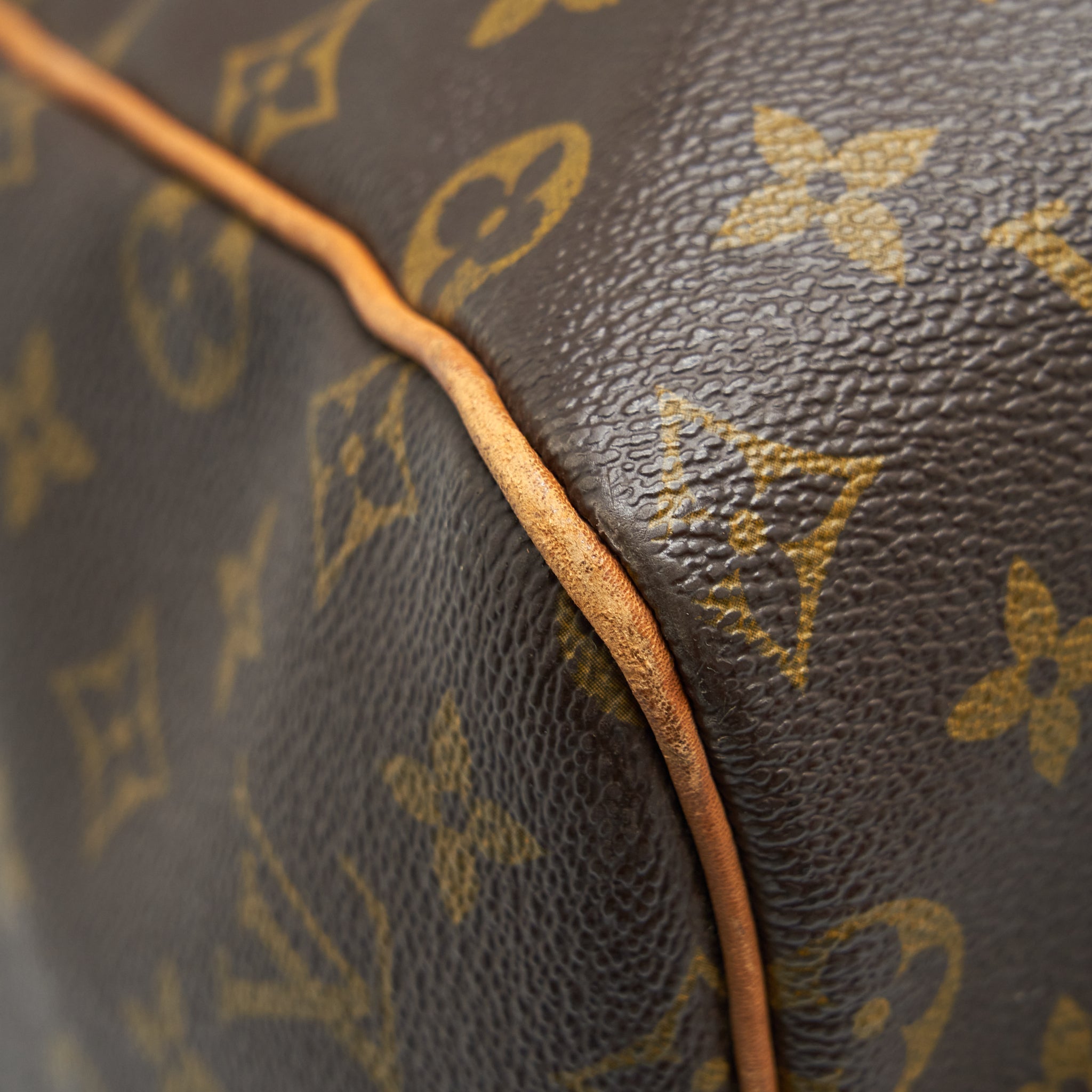 louis-vuitton-keepall-55-monogram-canvas-ghw