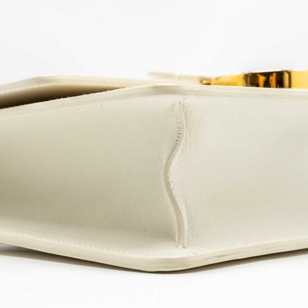 dior-30-montaigne-bag-calfskin-white-ghw