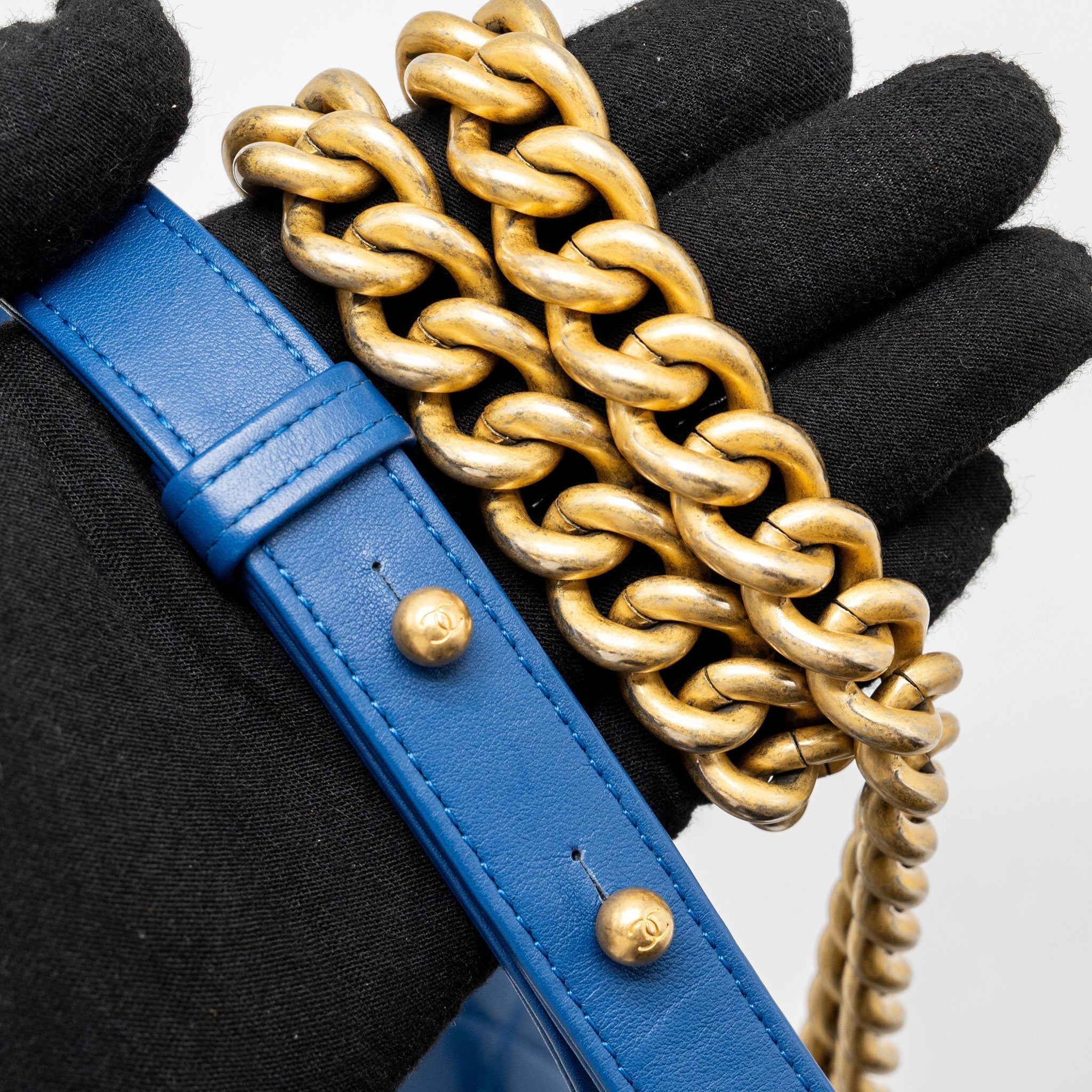 chanel-medium-boy-bag-calfskin-blue-ghw-2