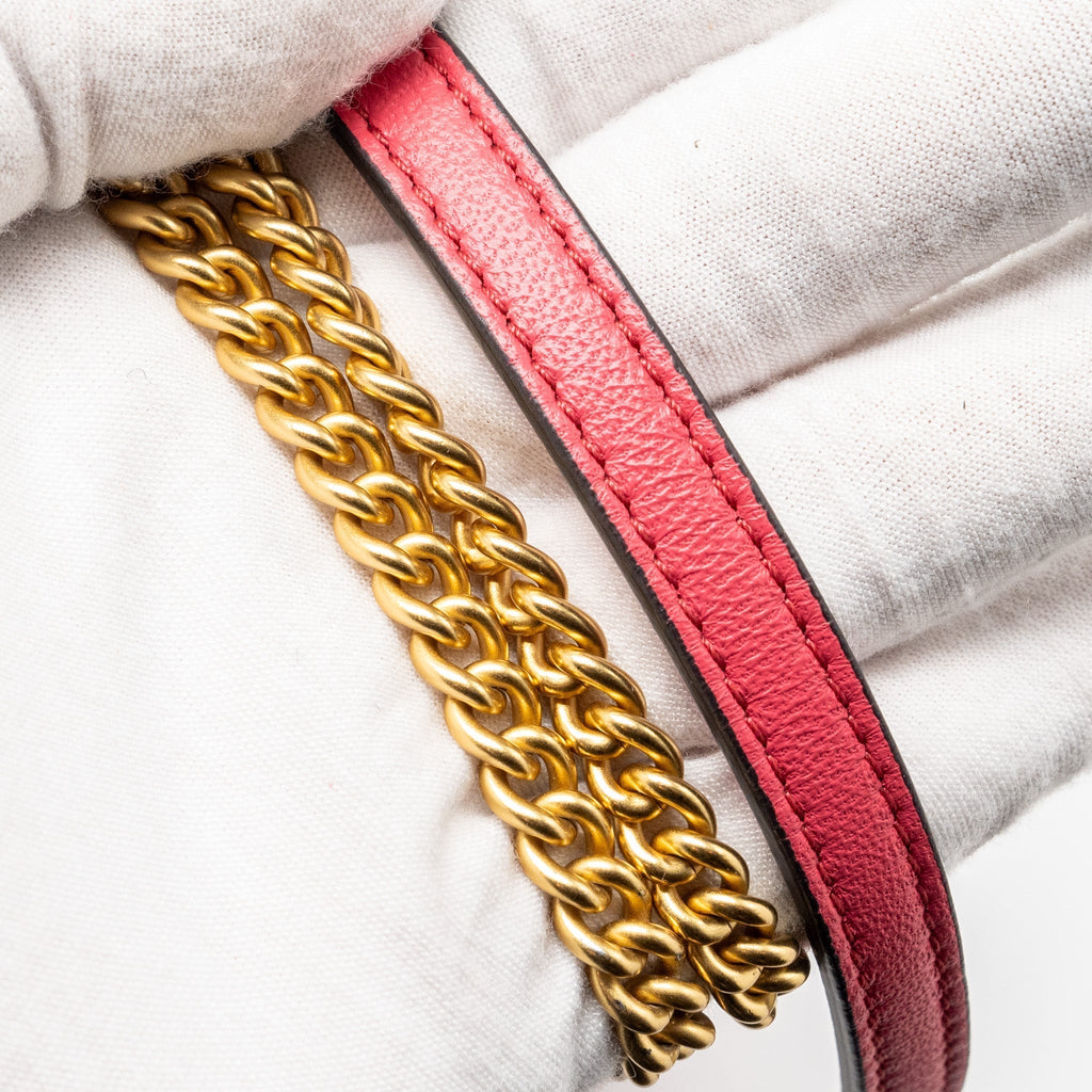fendi-mini-baguette-bag-nappa-lambskin-pink-ghw