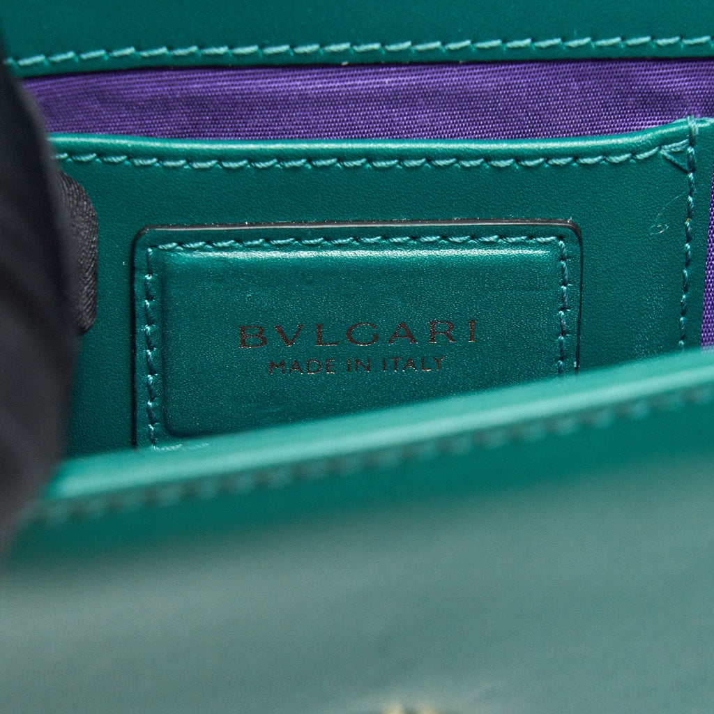 bvlgari-serpenti-forever-chain-wallet