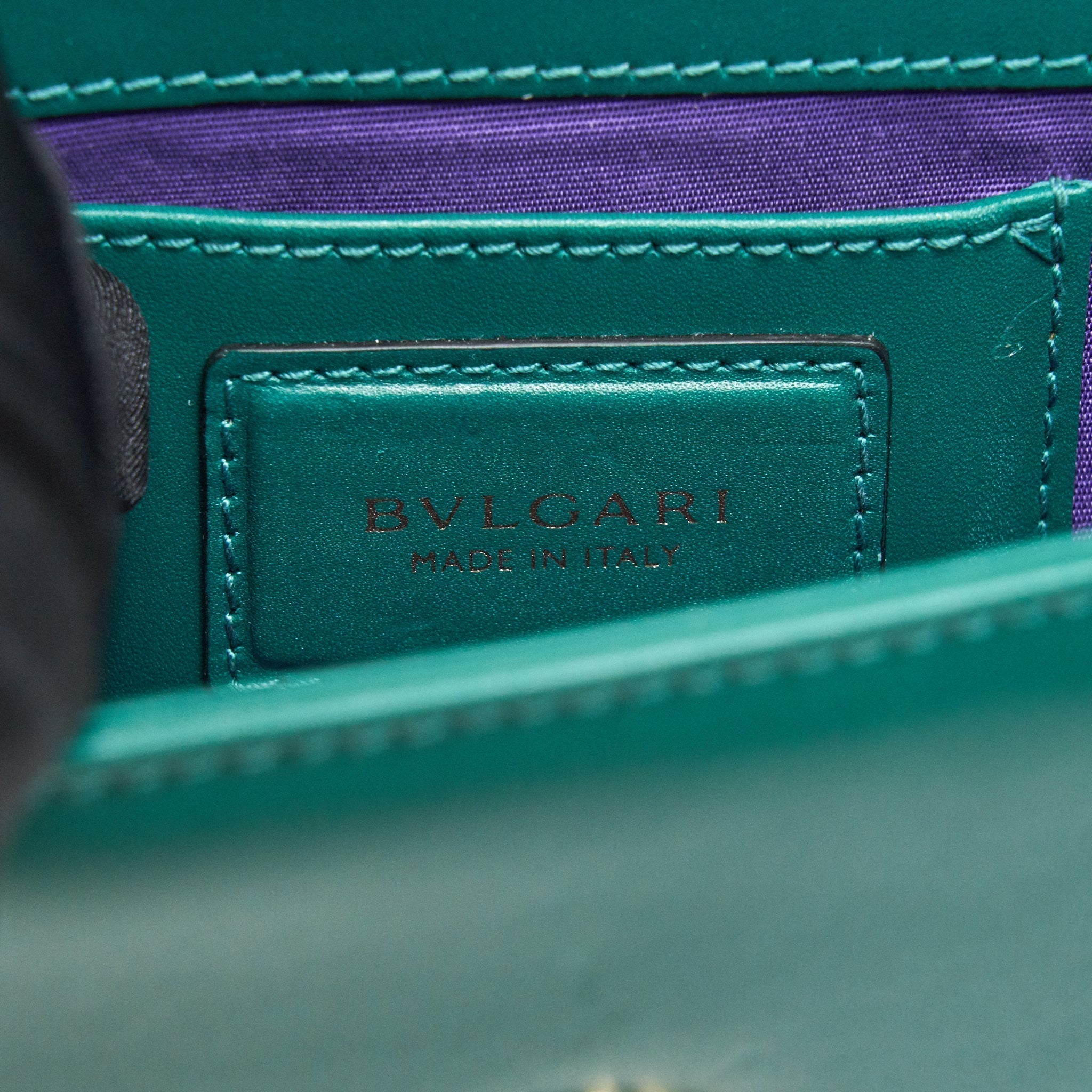 bvlgari-serpenti-forever-chain-wallet