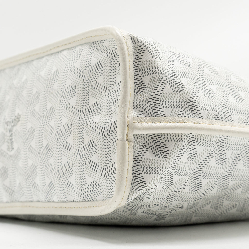 goyard-mini-anjou-tote-bag-heart-goyardline-canvas-leather-white
