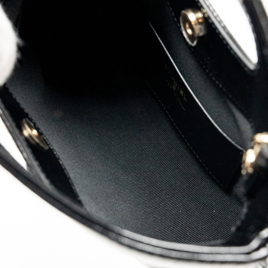 chanel-mini-31-clutch-with-chain-shiny-calfskin-black-lghw-microchip-1