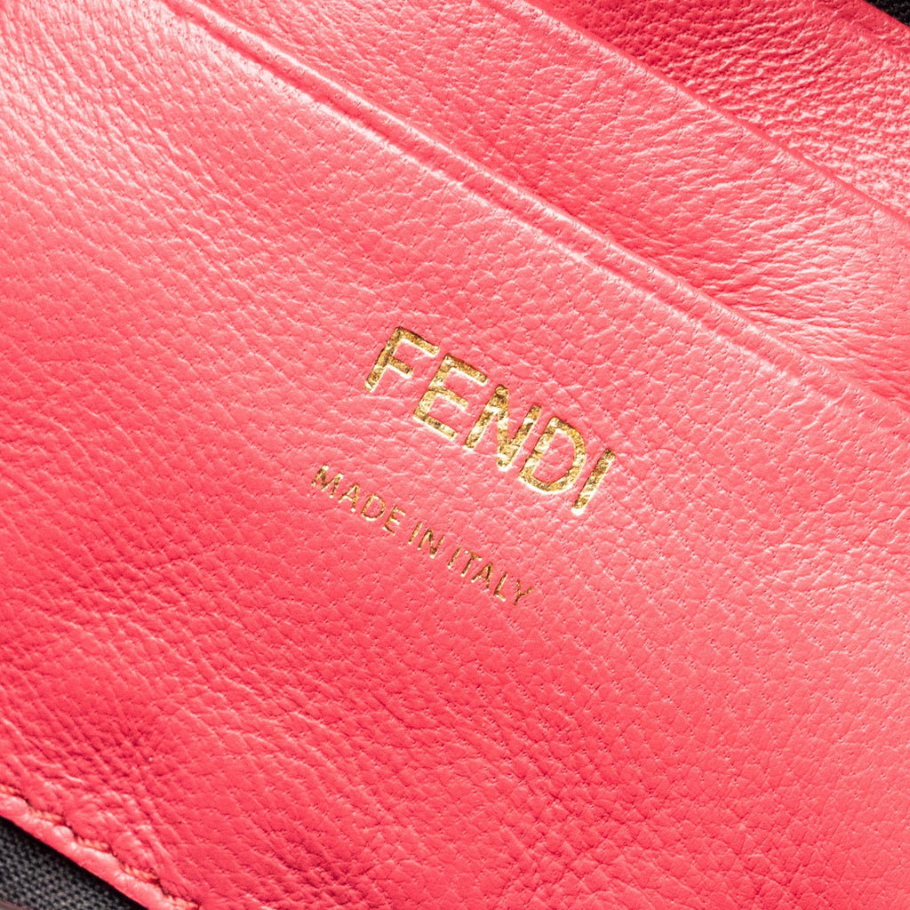 fendi-mini-baguette-bag-nappa-lambskin-pink-ghw