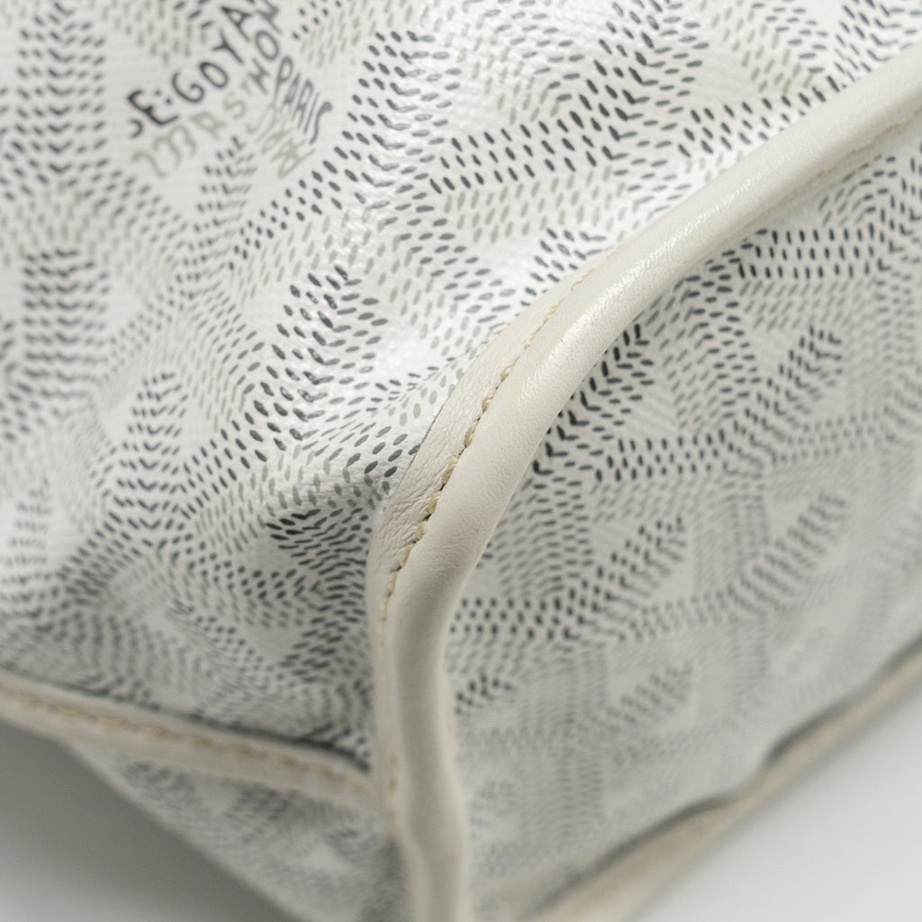 goyard-mini-anjou-tote-bag-heart-goyardline-canvas-leather-white