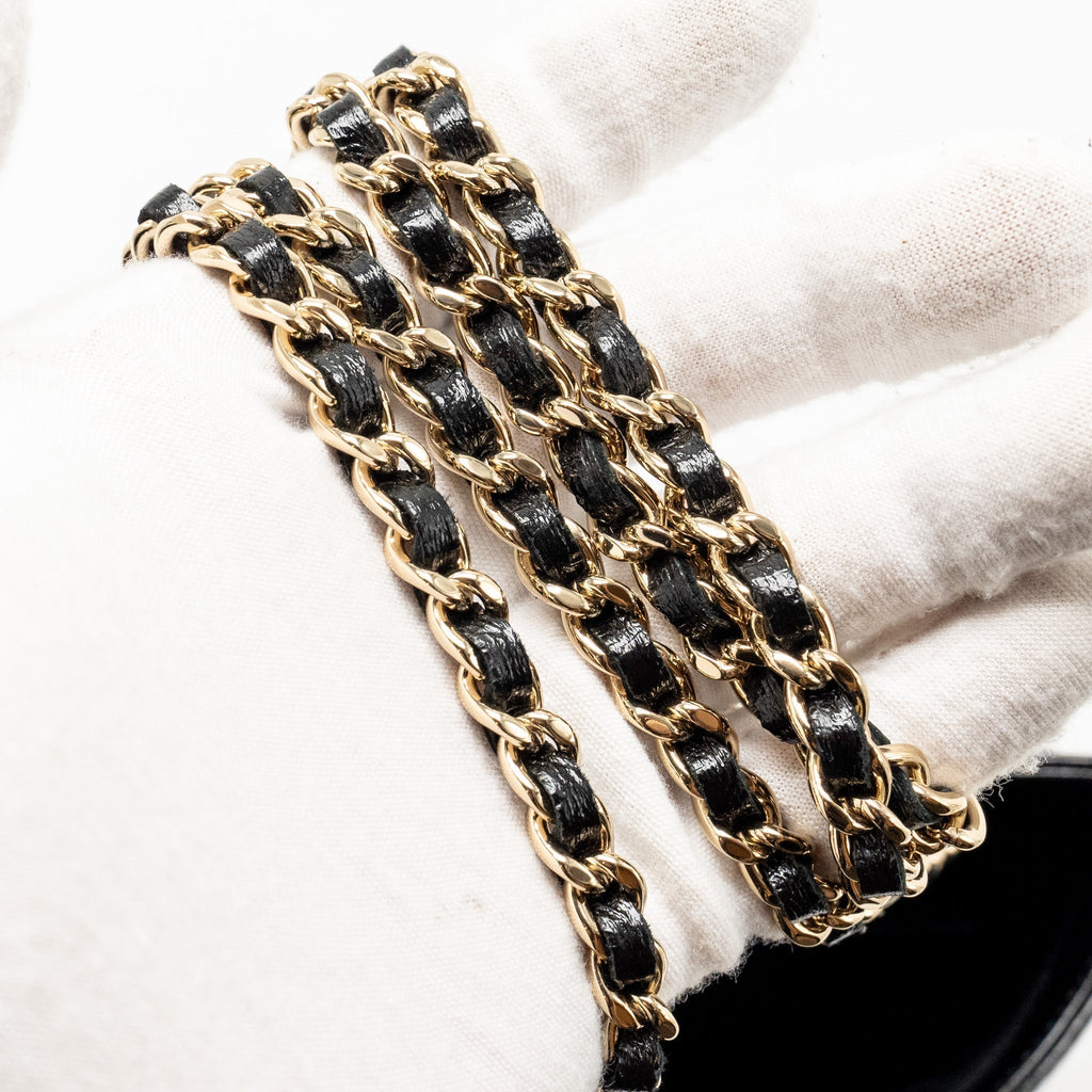 chanel-mini-31-clutch-with-chain-shiny-calfskin-black-lghw-microchip-1