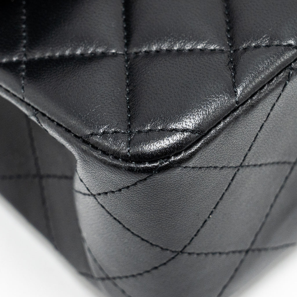chanel-small-classic-double-flap-bag-lambskin-black-ghw-copy