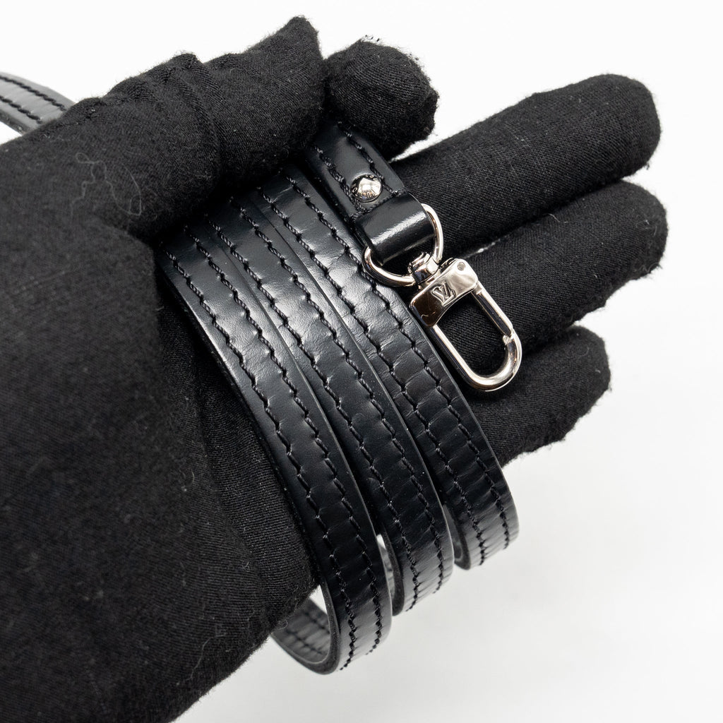louis-vuitton-alma-bb-epi-leather-black-shw-1