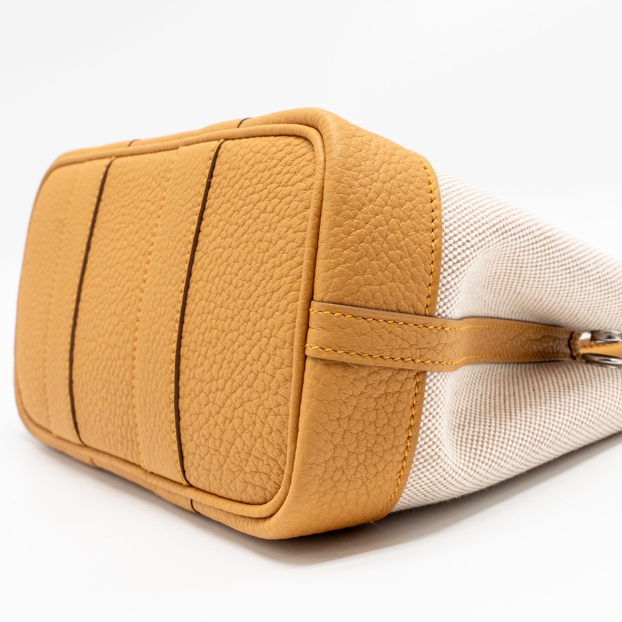 hermes-mini-garden-party