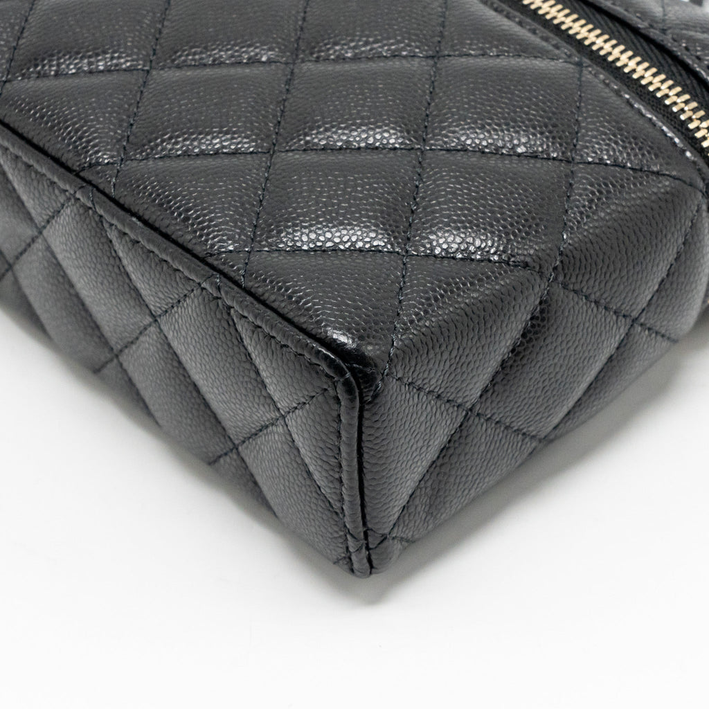 chanel-25p-cc-top-handle-vanity-with-chain-caviar-black-lghw-microchip