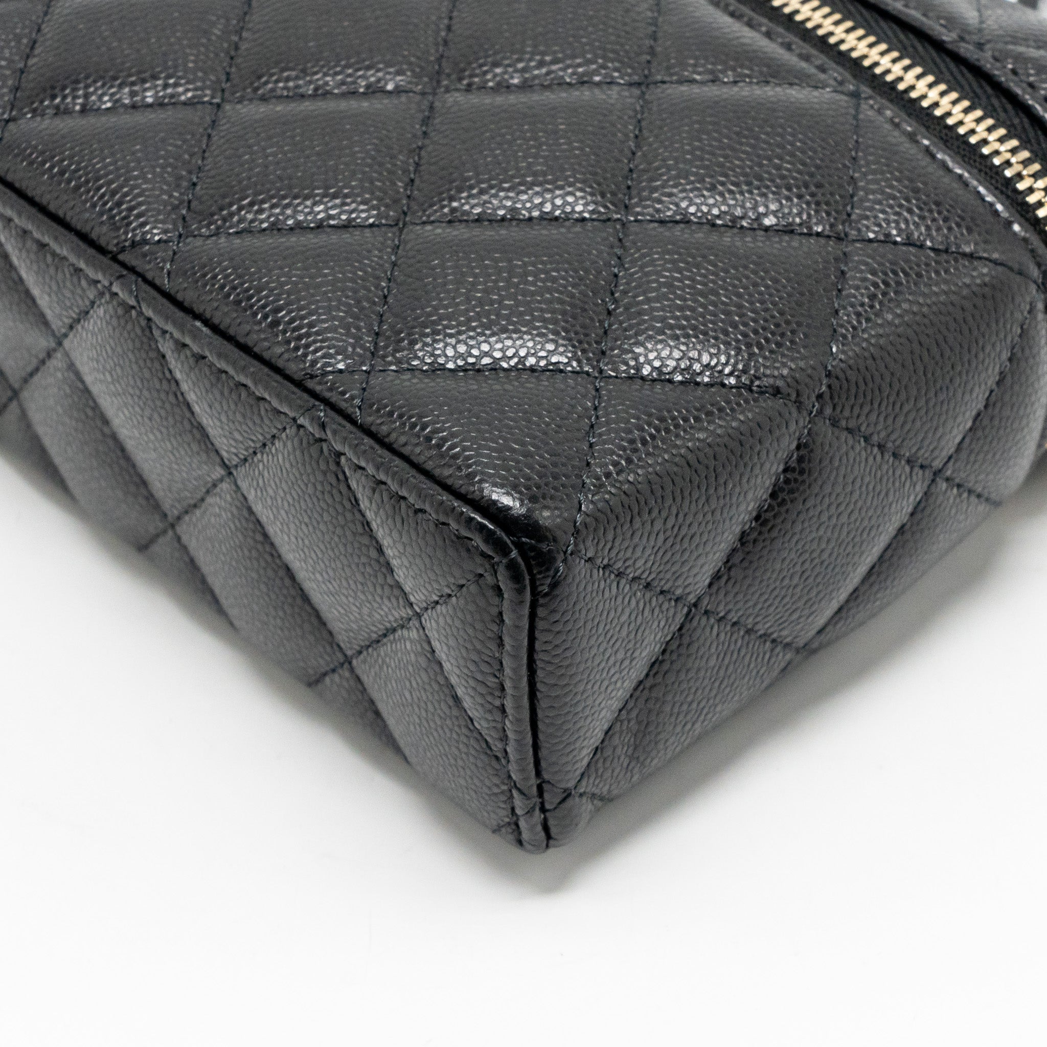 chanel-25p-cc-top-handle-vanity-with-chain-caviar-black-lghw-microchip