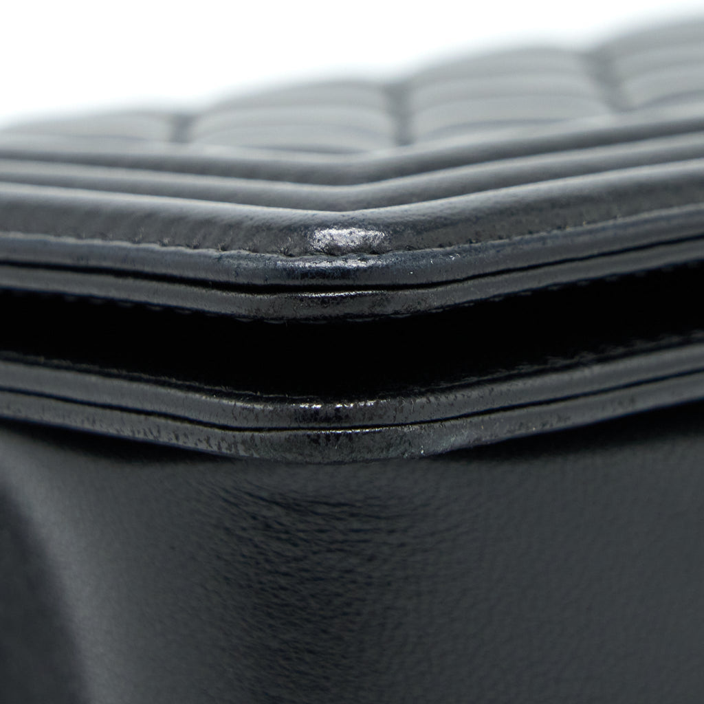 chanel-medium-boy-bag-lambskin-black-ruthenium-shw-1