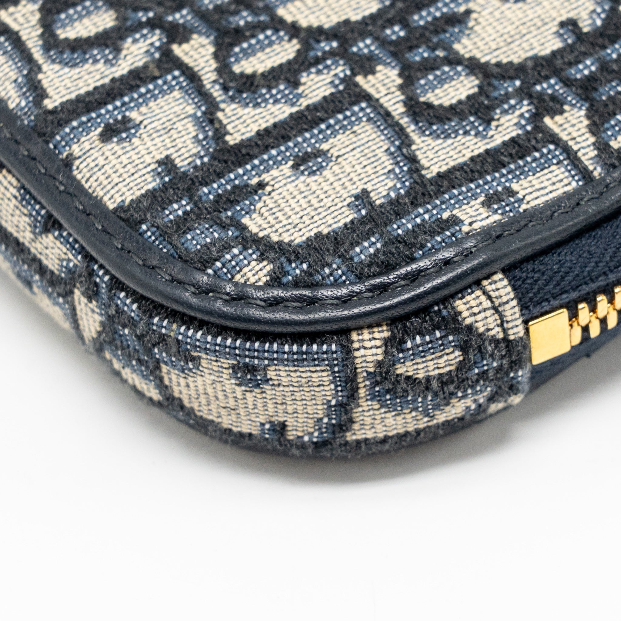 dior-30-montaigne-phone-pouch-oblique-jacquard-canvas-navy-ghw