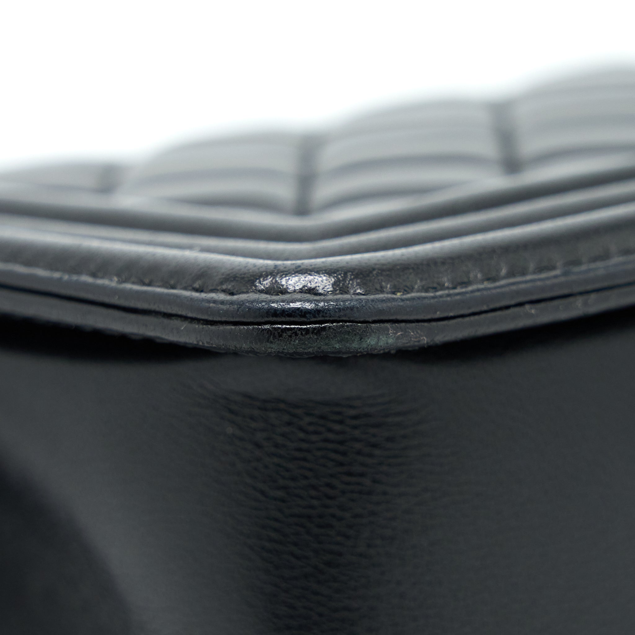 chanel-medium-boy-bag-lambskin-black-ruthenium-shw-1