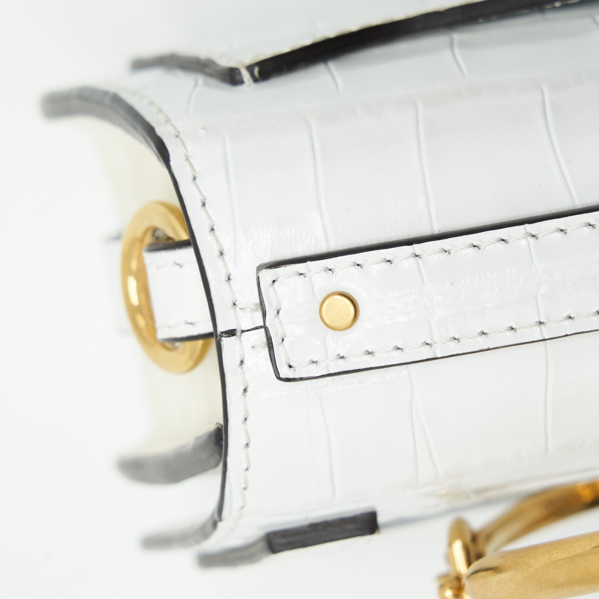 chloe-nile-shoulder-bag-white-ghw