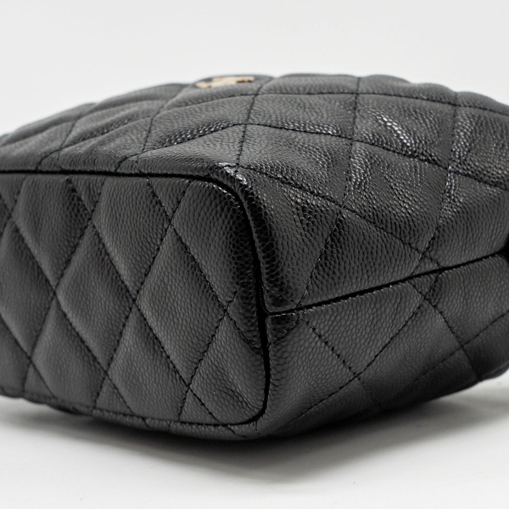 chanel-bag-black-3
