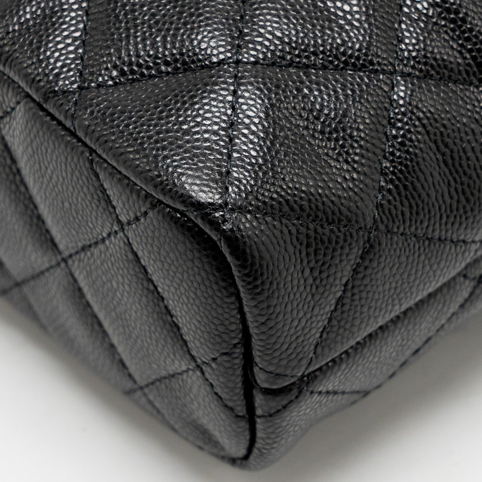 chanel-bag-black-3