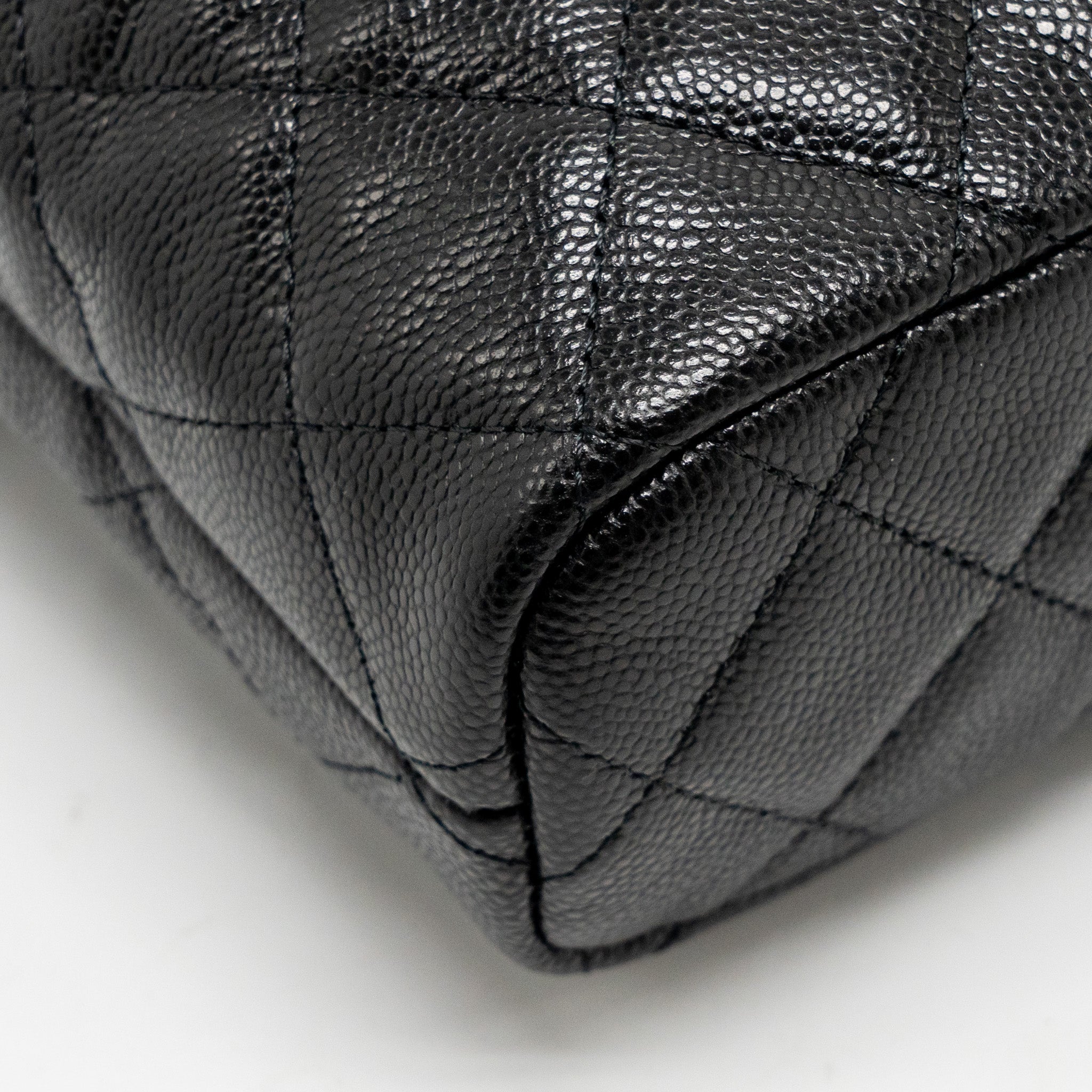 chanel-bag-black-3