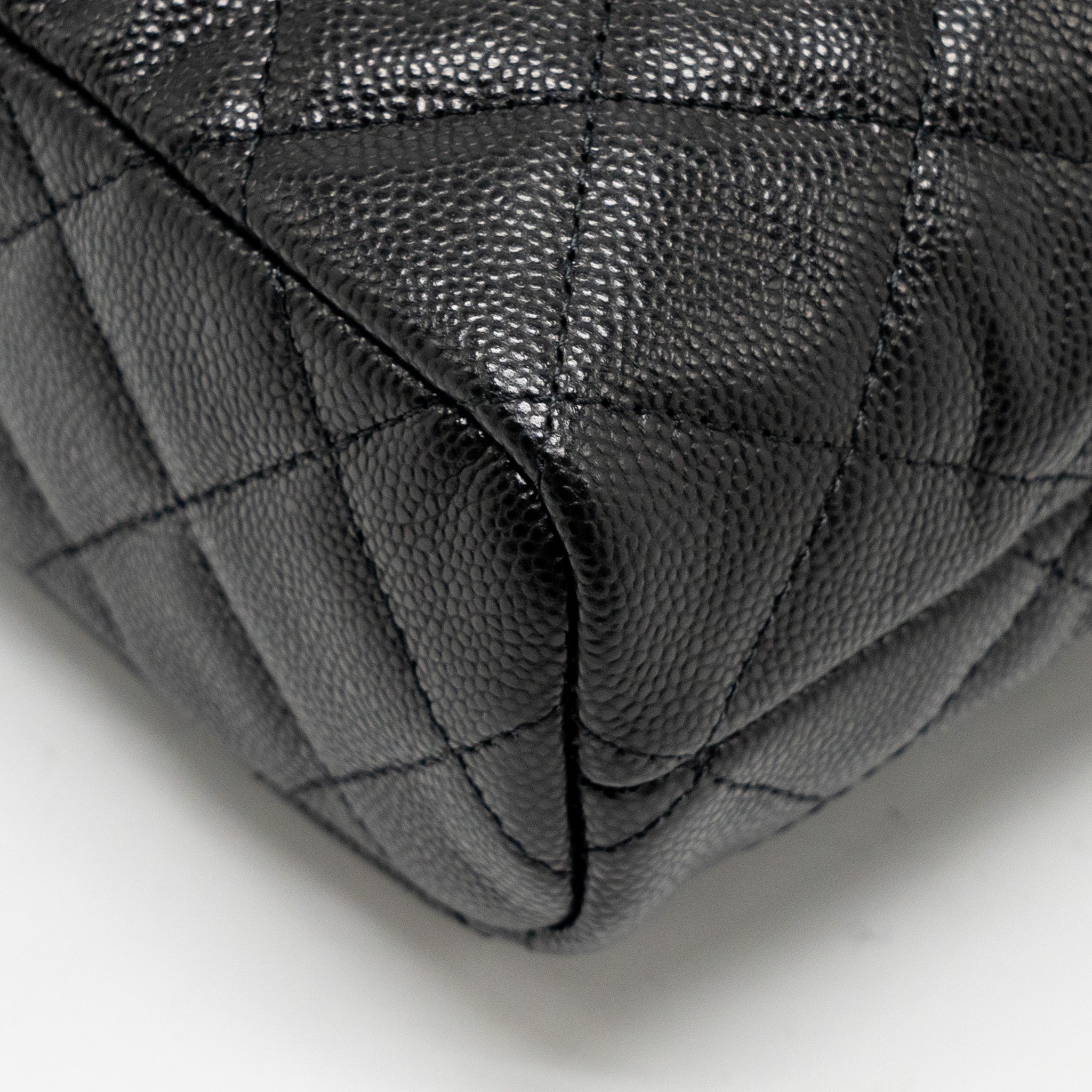 chanel-bag-black-3