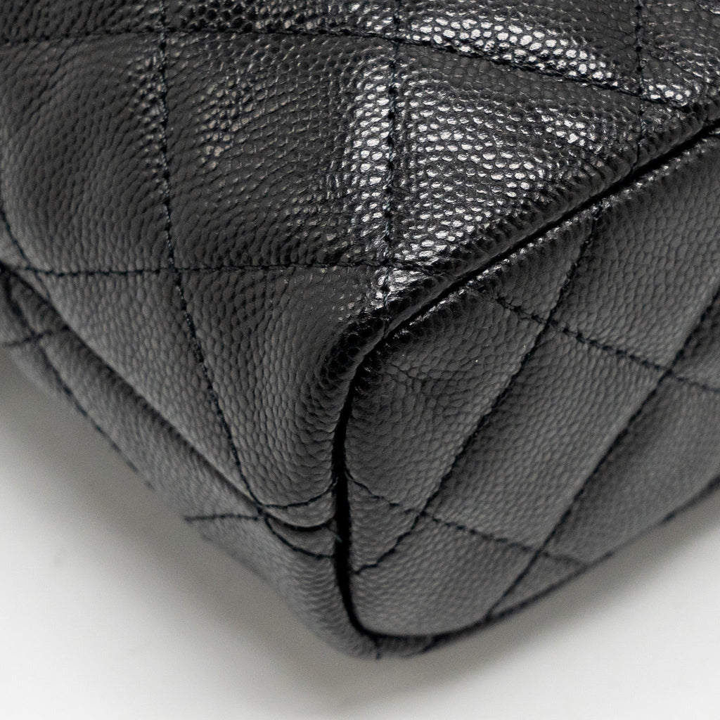 chanel-bag-black-3