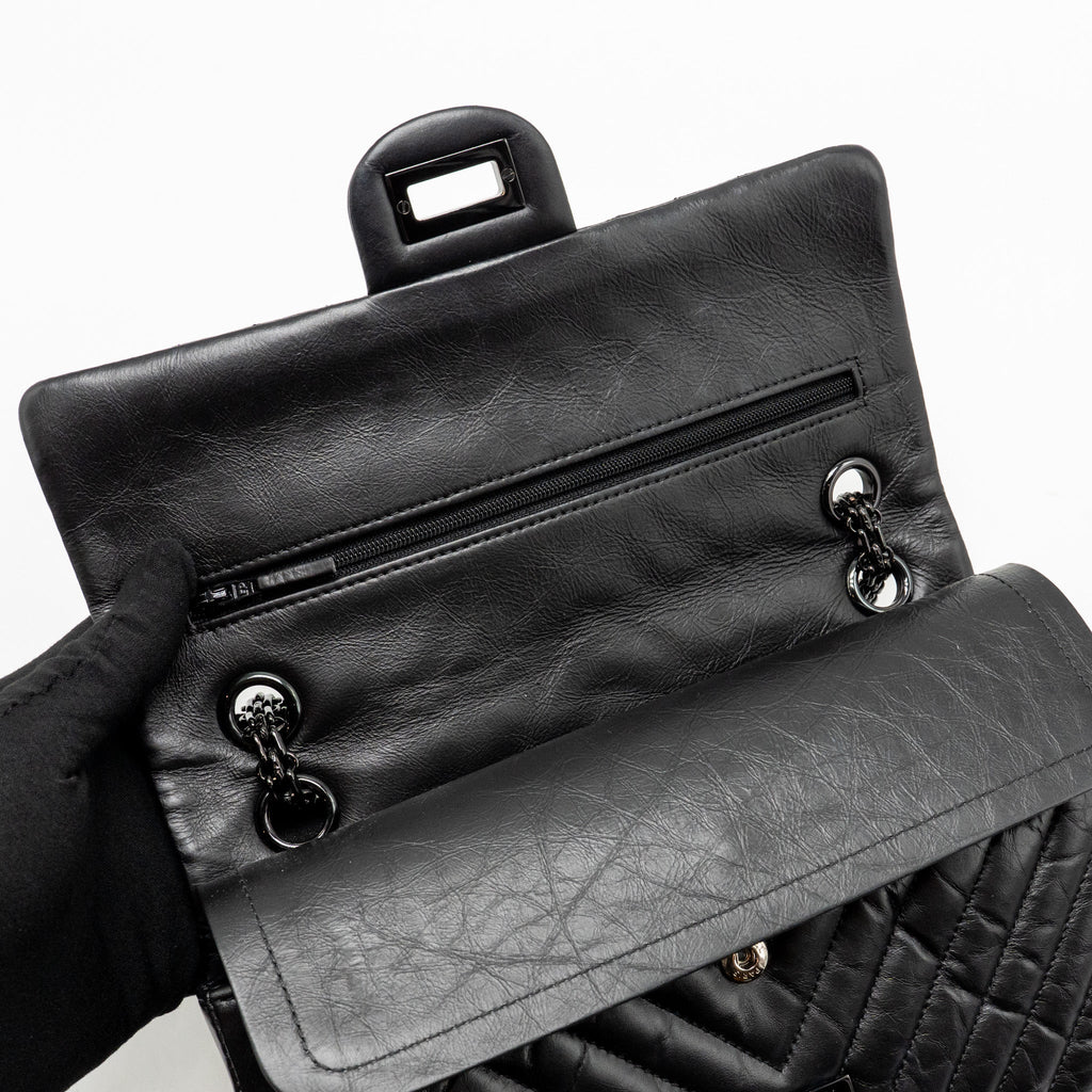 chanel-small-2-55-reissue-double-flap-bag-chevron-aged-calfskin-so-black