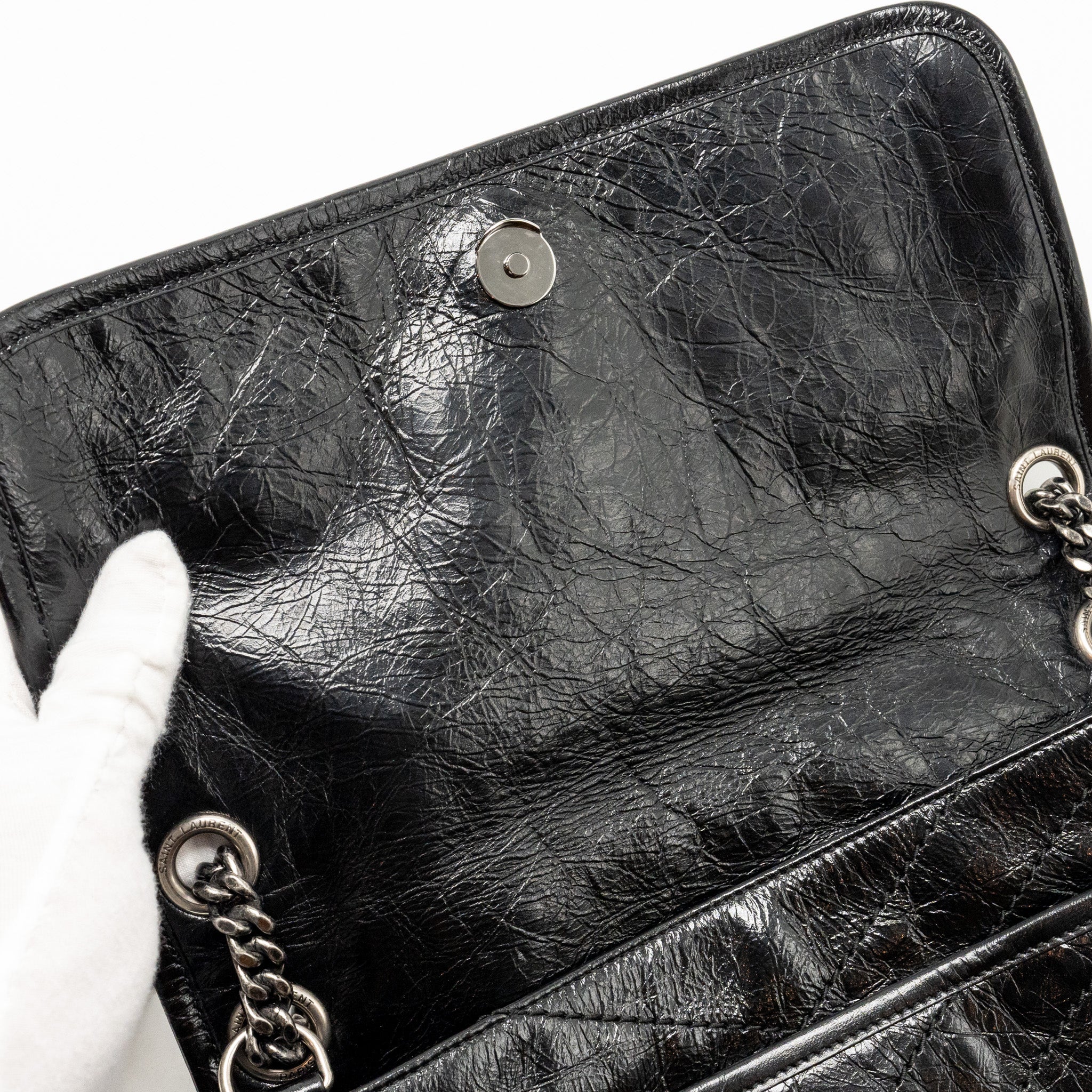 saint-laurent-ysl-medium-niki-bag-vintage-calfskin-black-shw